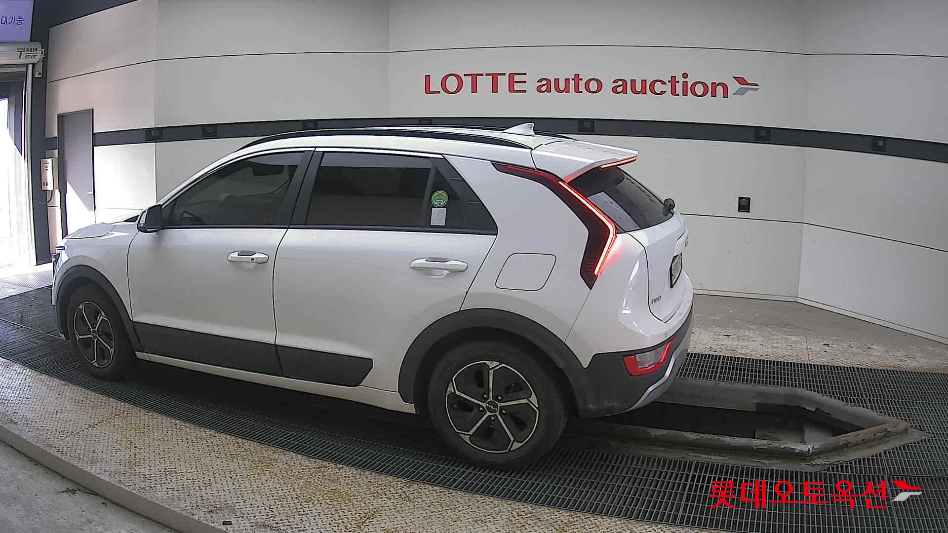 Kia Niro Hybrid id 3816409 из Кореи 11