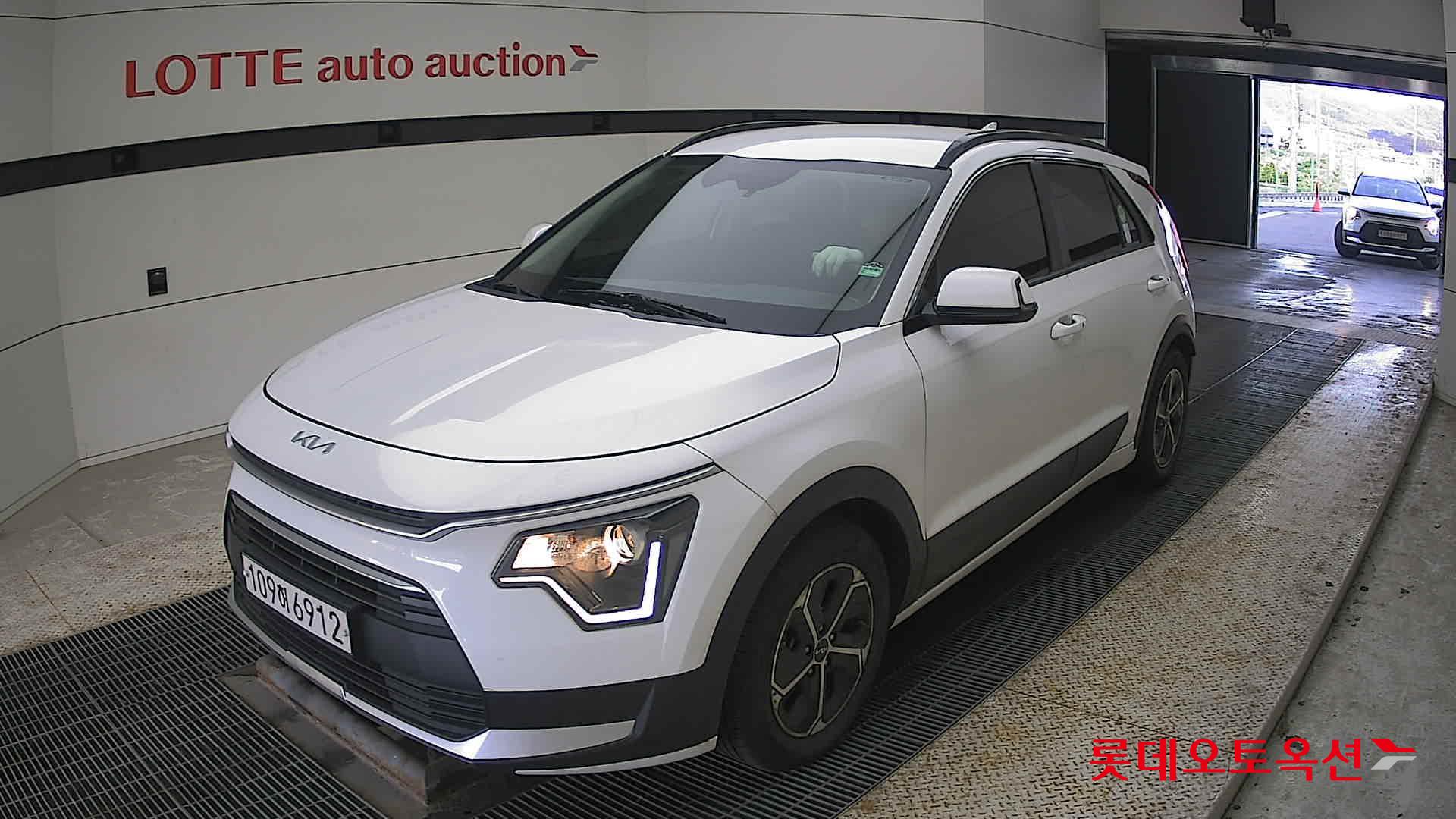 Kia Niro Hybrid id 3816409 из Кореи 14