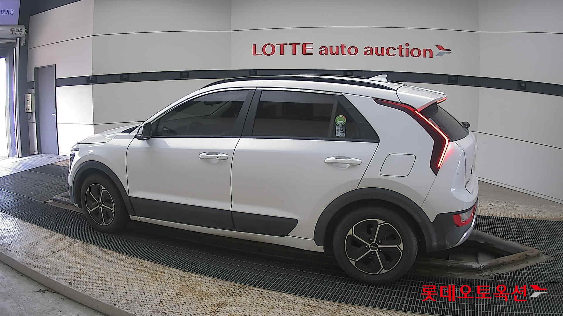 Kia Niro Hybrid id 3822924 из Кореи 11