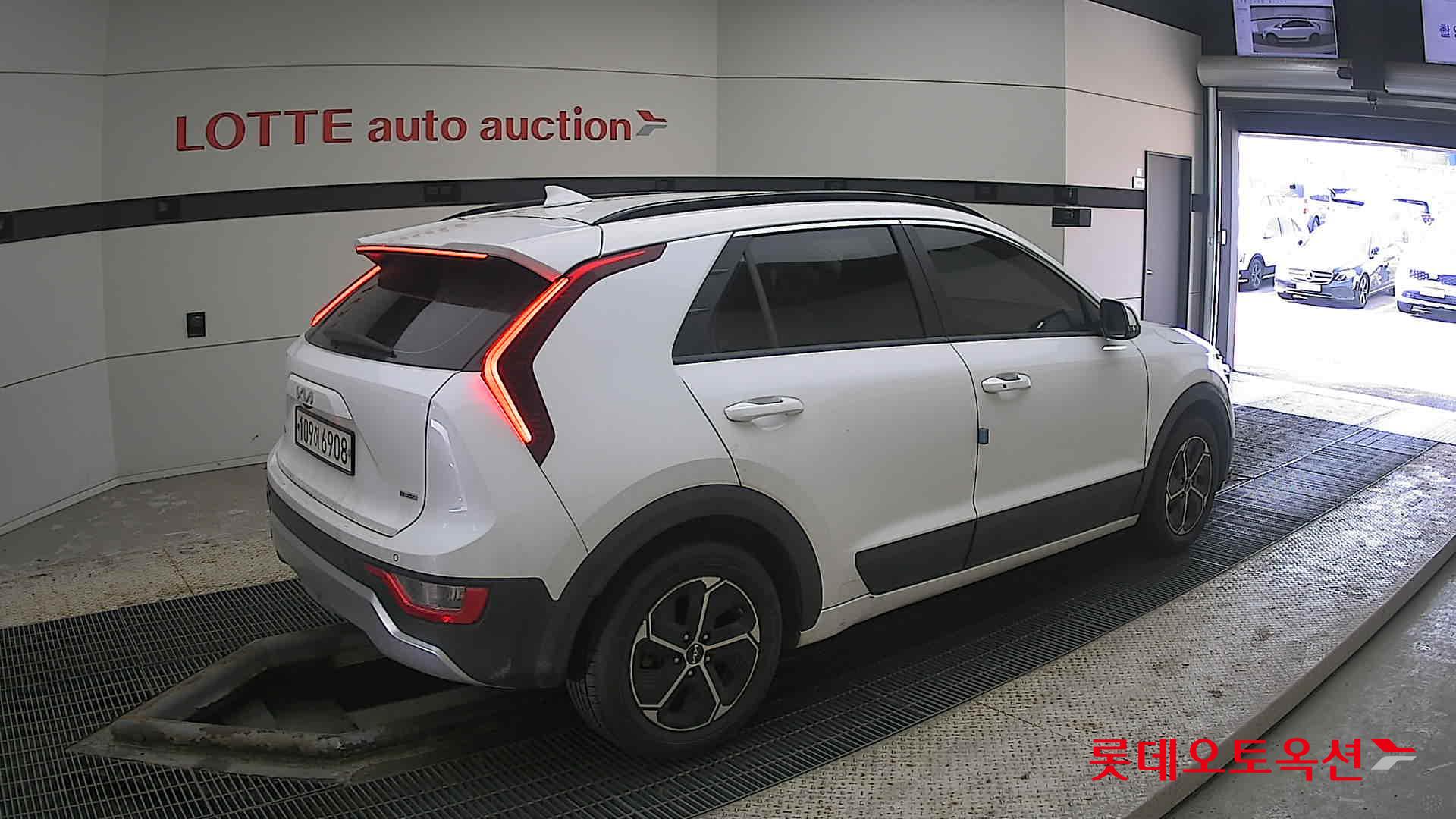 Kia Niro Hybrid id 3822924 из Кореи 19