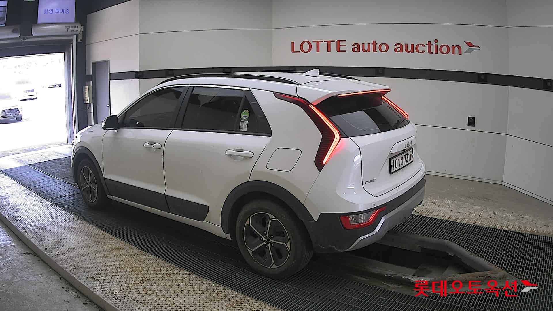 Kia Niro Hybrid id 3822918 из Кореи 10