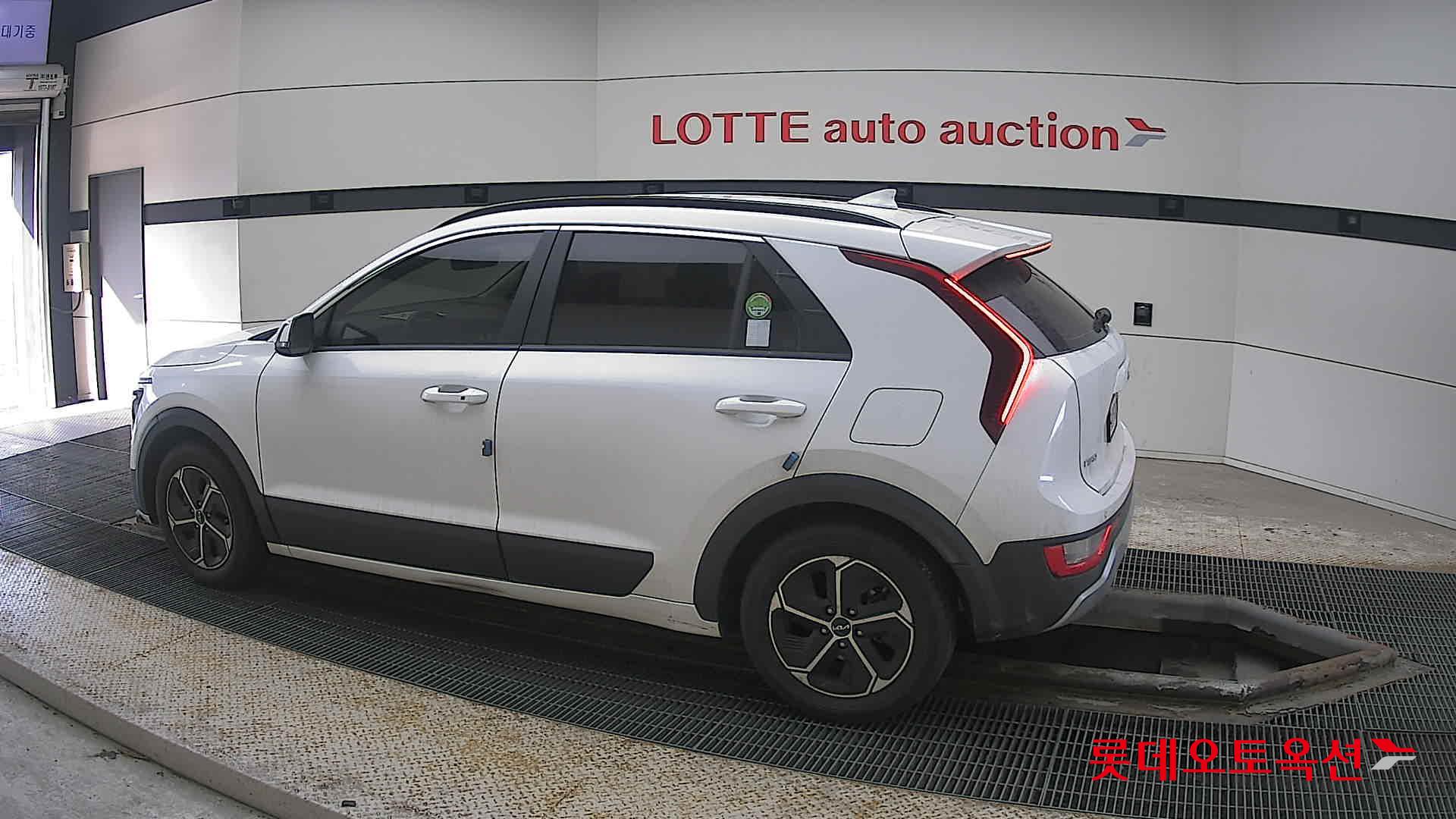 Kia Niro Hybrid id 3816432 из Кореи 11