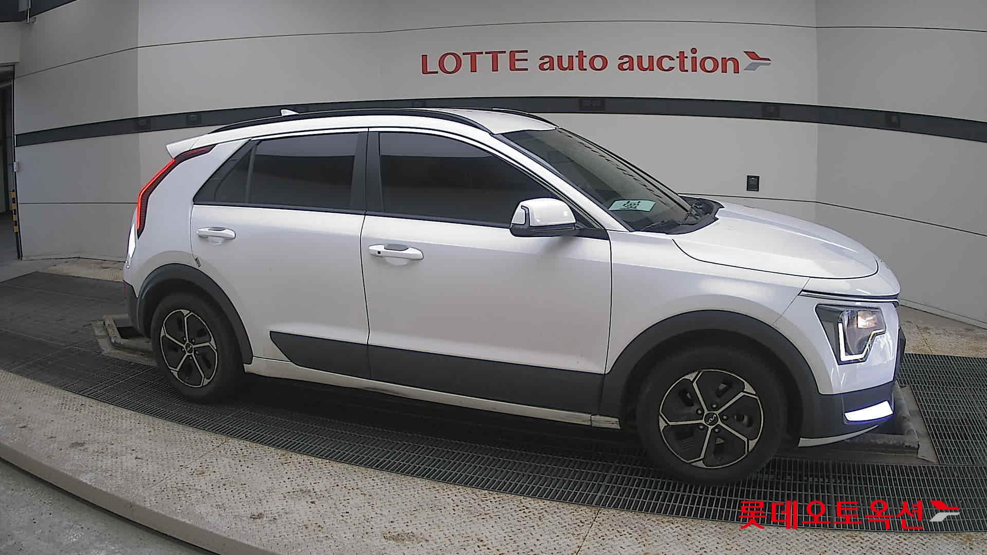 Kia Niro Hybrid id 3816432 из Кореи 17