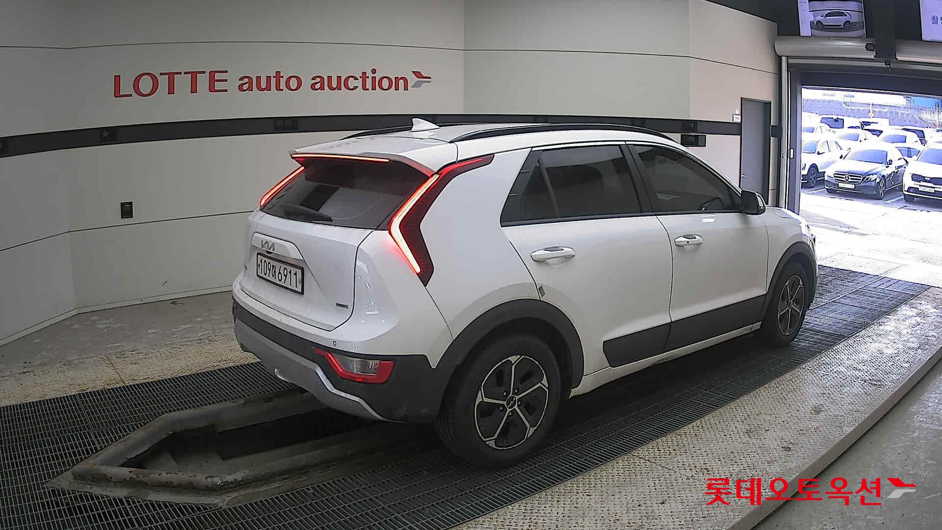 Kia Niro Hybrid id 3816432 из Кореи 19