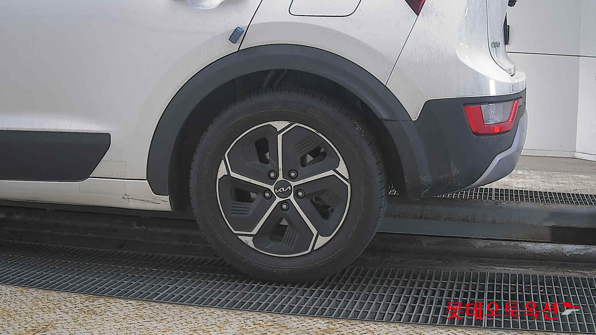 Kia Niro Hybrid id 3816432 из Кореи 22