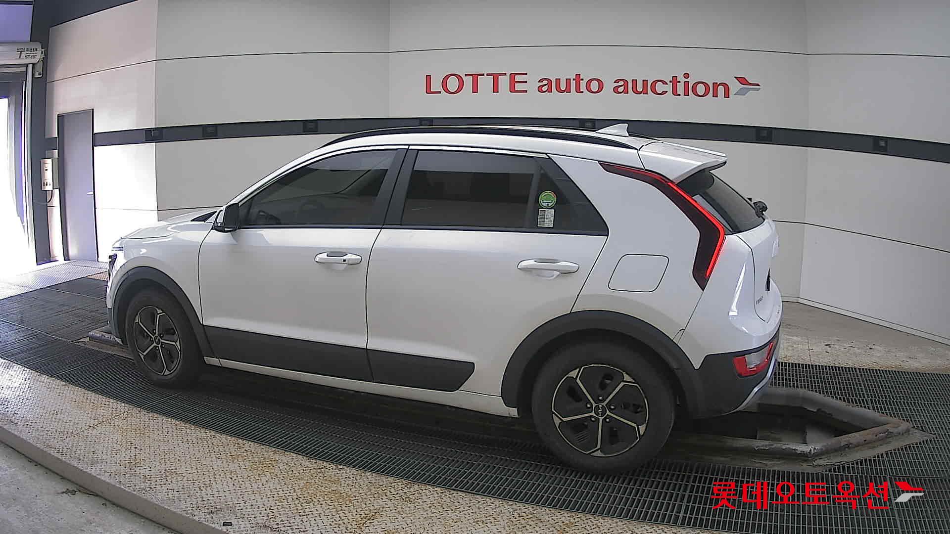 Kia Niro Hybrid id 3816452 из Кореи 11