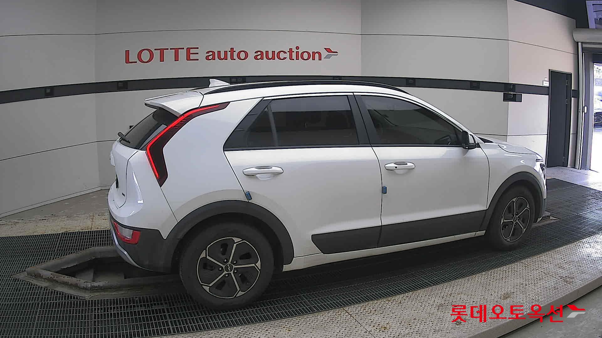 Kia Niro Hybrid id 3816452 из Кореи 18