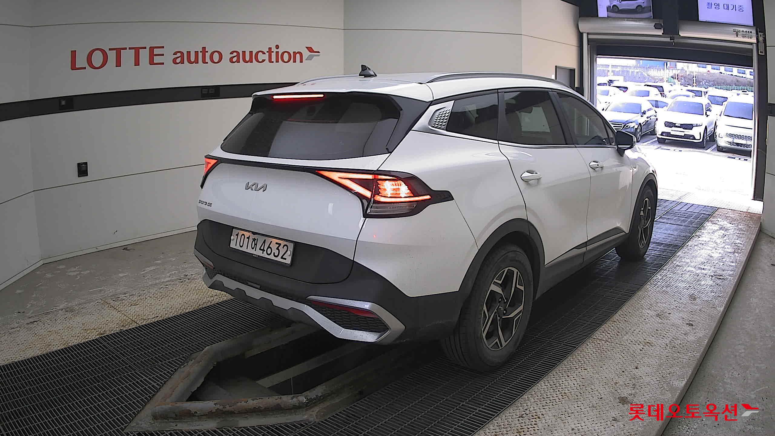 Kia Sportage 2022 Белый из Кореи, фото 4