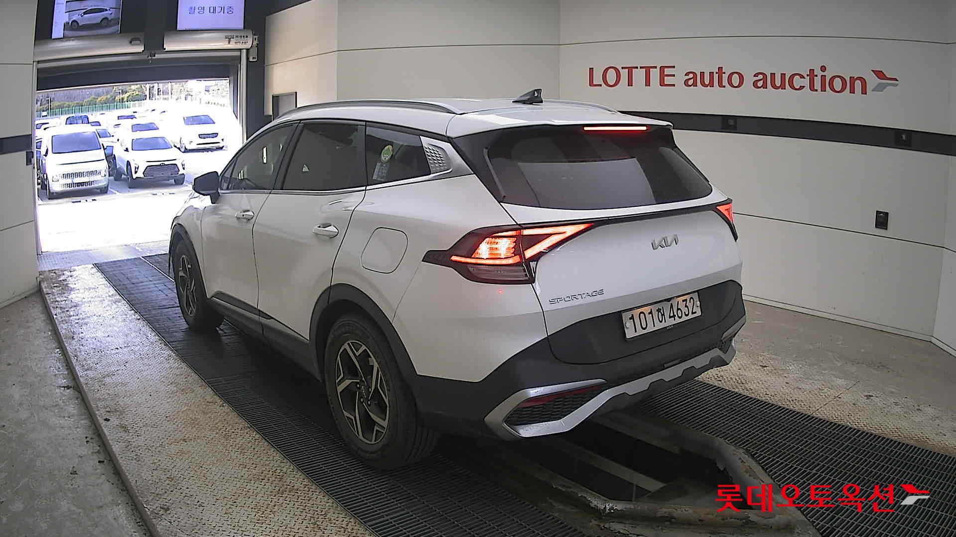 Kia Sportage 2022 Белый из Кореи, фото 6