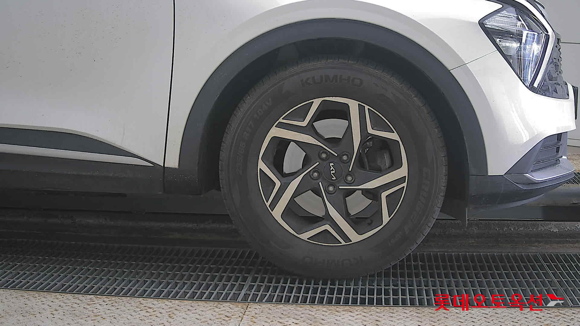 Kia Sportage id 3816411 из Кореи 23