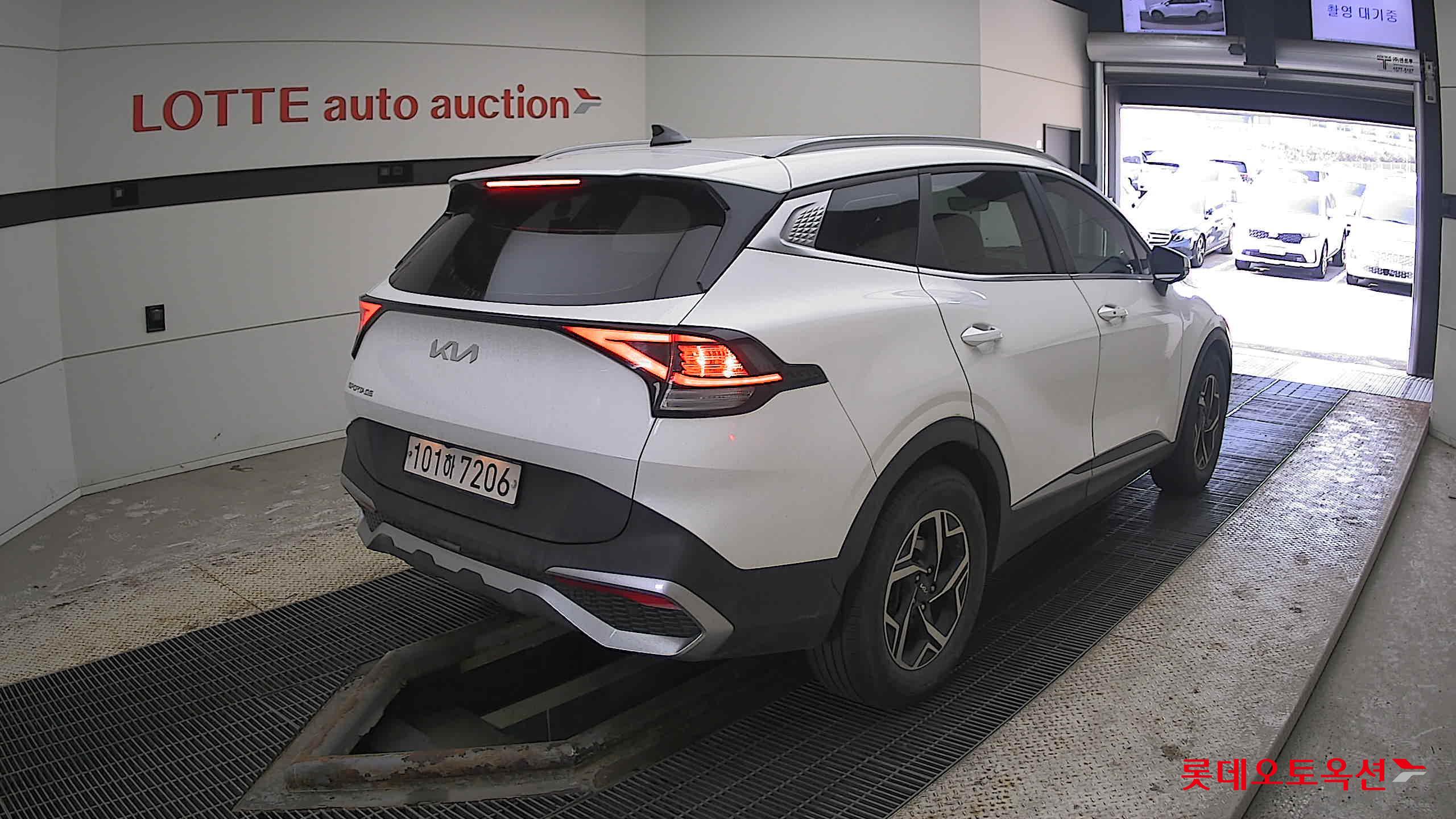 Kia Sportage 2022 Белый из Кореи, фото 4