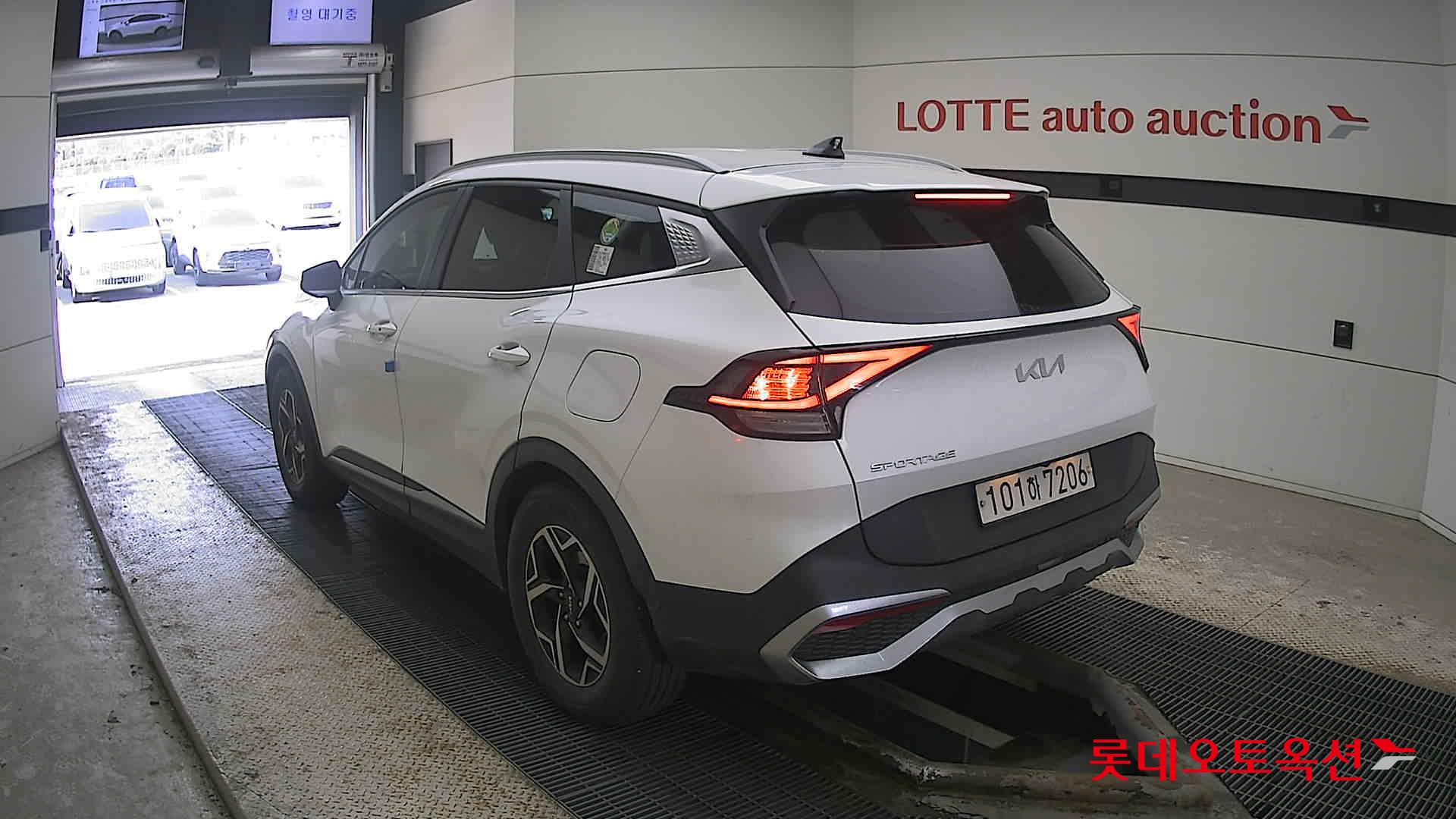 Kia Sportage 2022 Белый из Кореи, фото 6