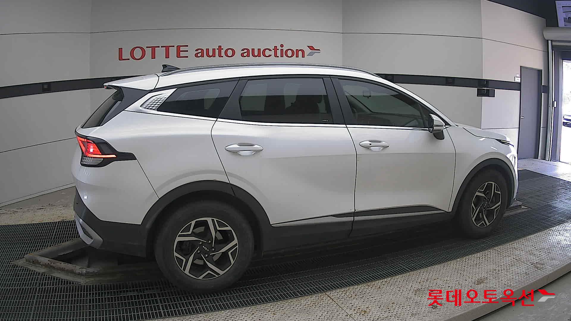 Kia Sportage id 3822914 из Кореи 18