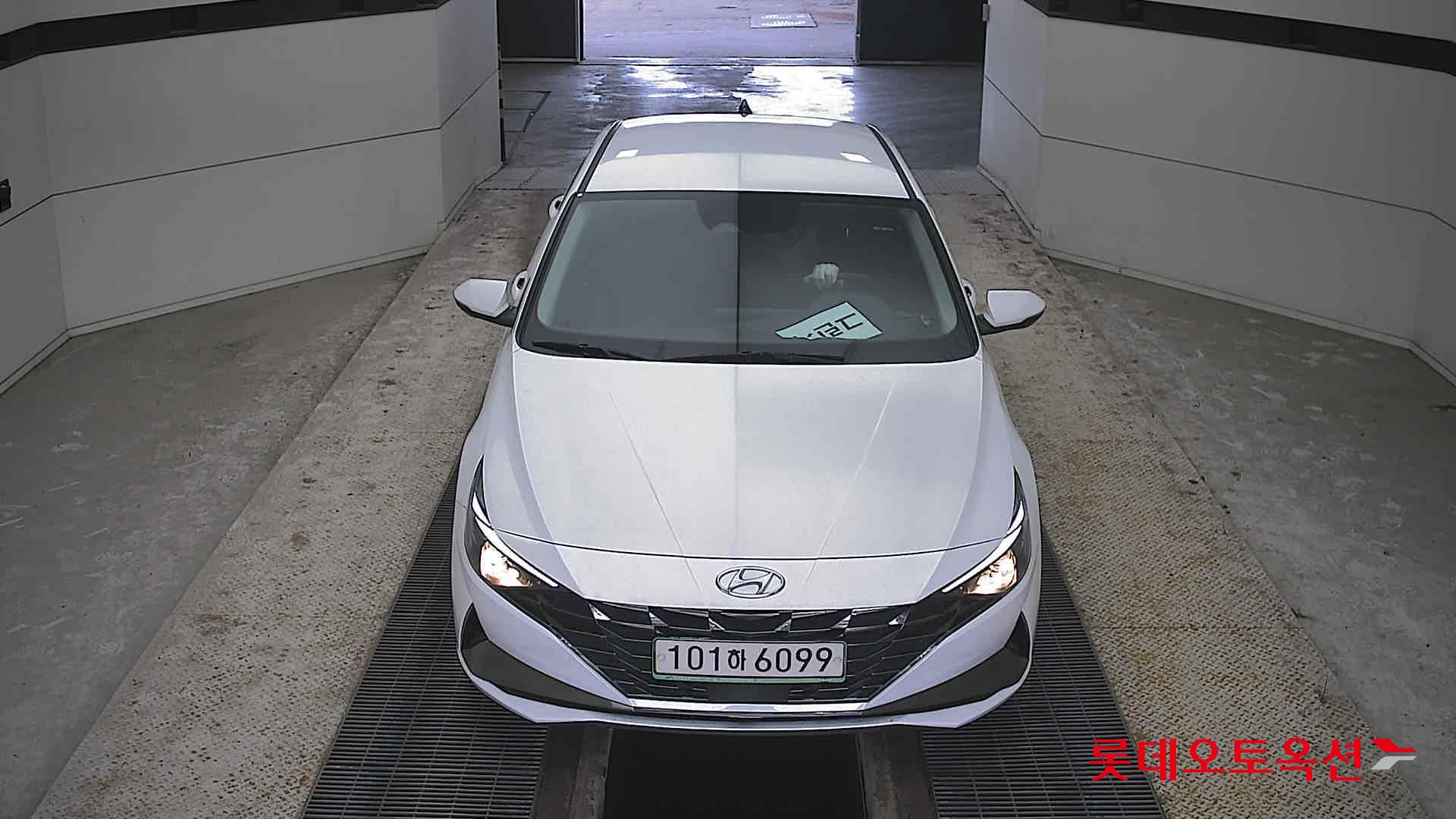 Hyundai Avante id 3816337 из Кореи 8