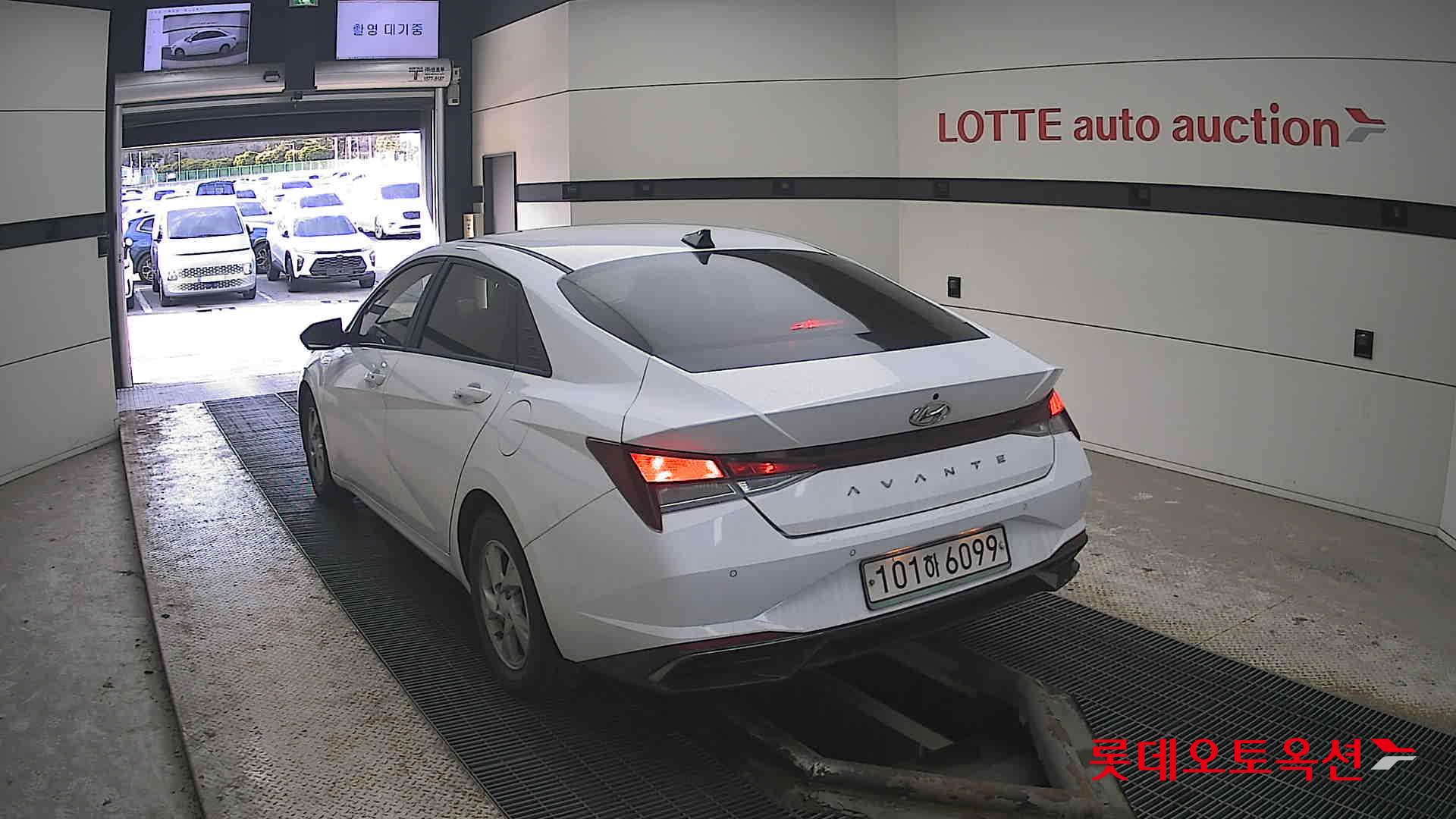 Hyundai Avante id 3816337 из Кореи 9