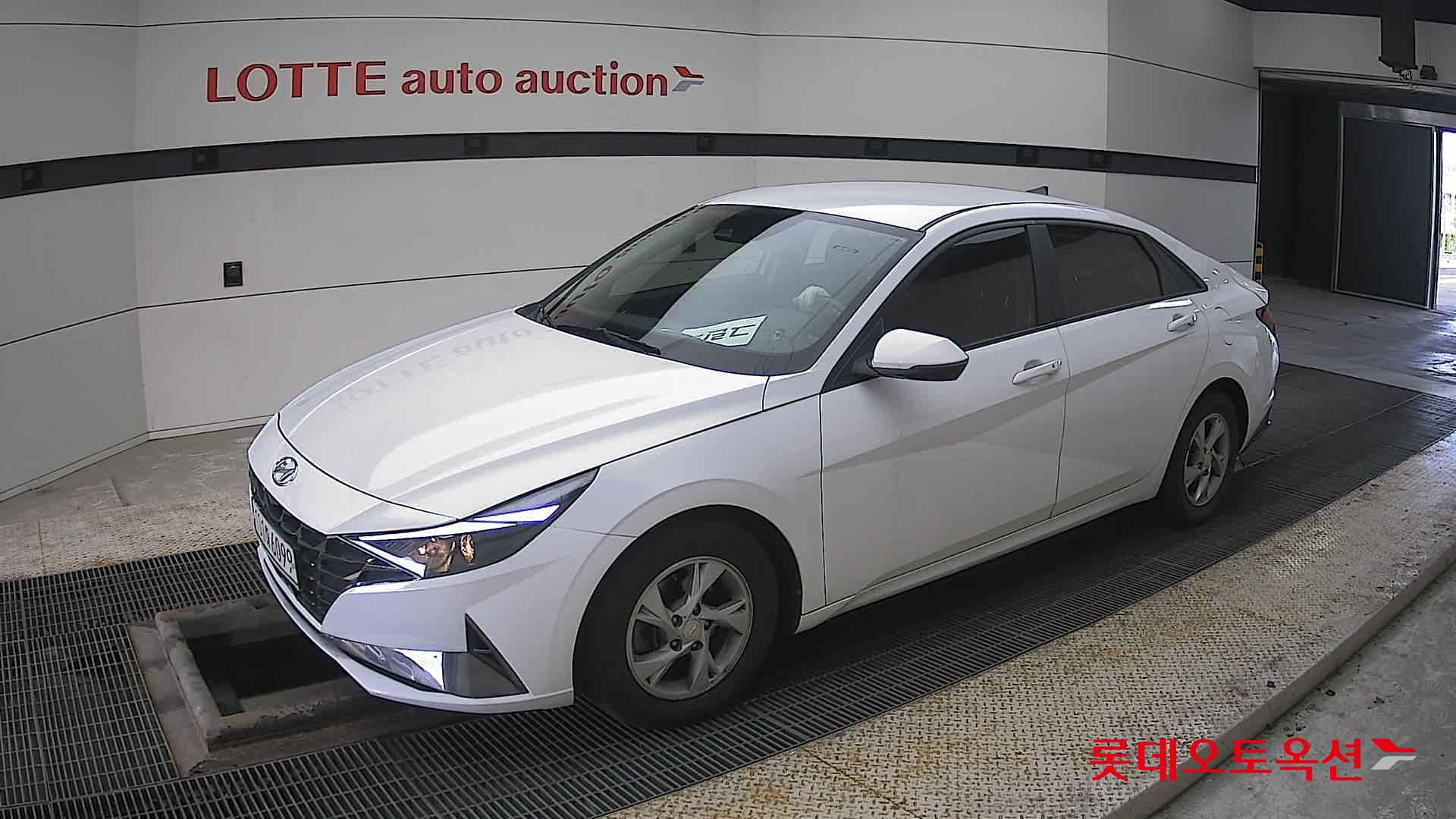 Hyundai Avante id 3816337 из Кореи 13