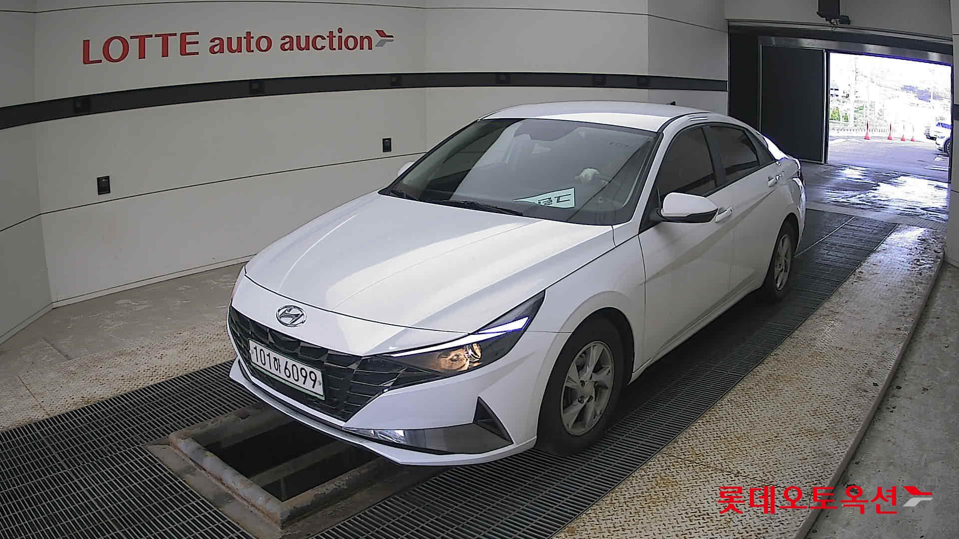 Hyundai Avante id 3816337 из Кореи 14