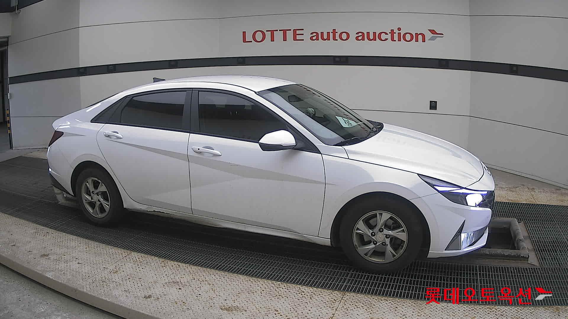 Hyundai Avante id 3816337 из Кореи 17