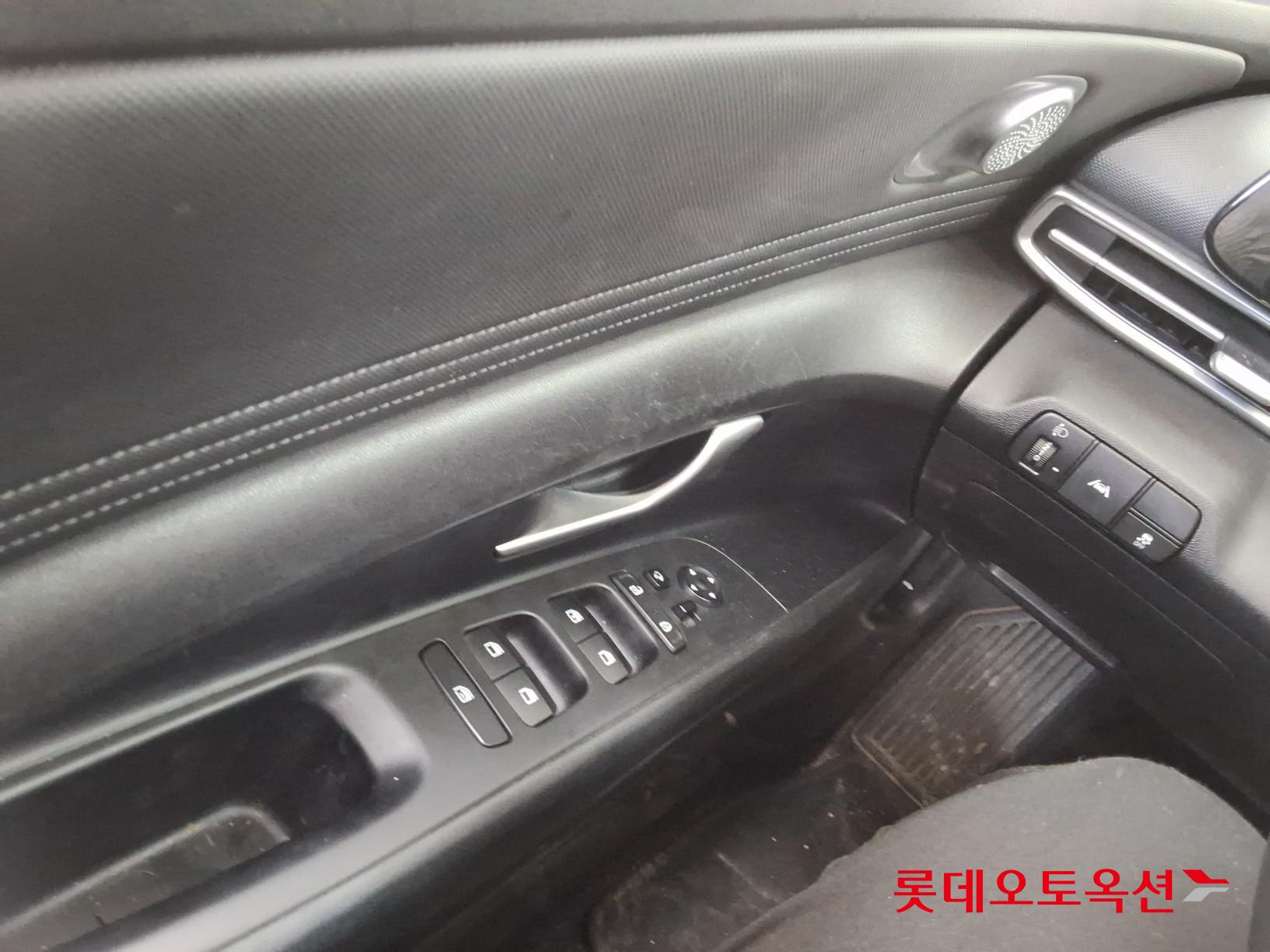 Hyundai Avante id 3816337 из Кореи 28