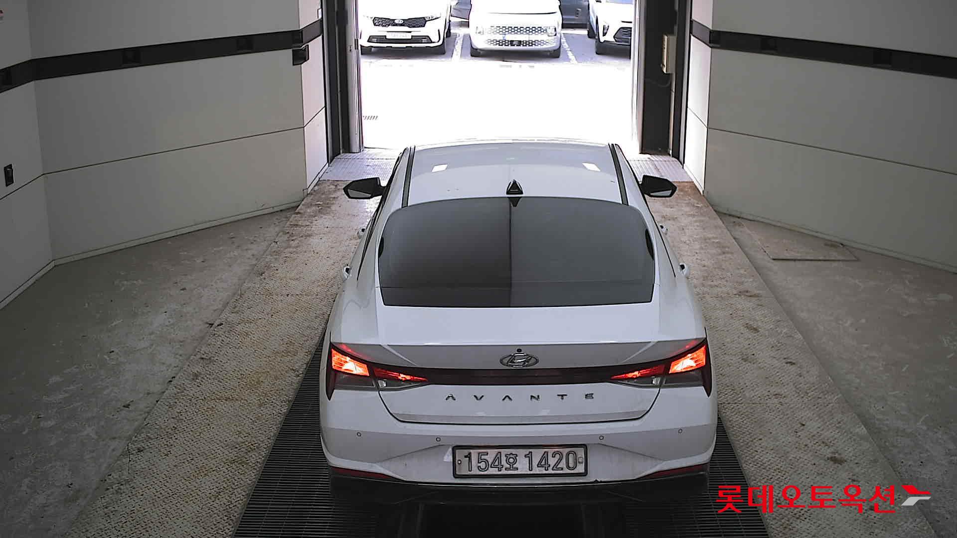 Hyundai Avante 2021 Белый из Кореи, фото 5