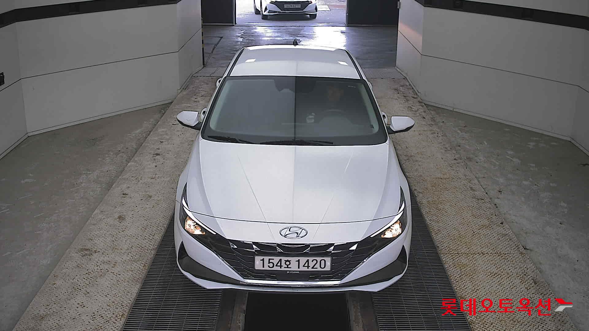 Hyundai Avante id 3822896 из Кореи 8