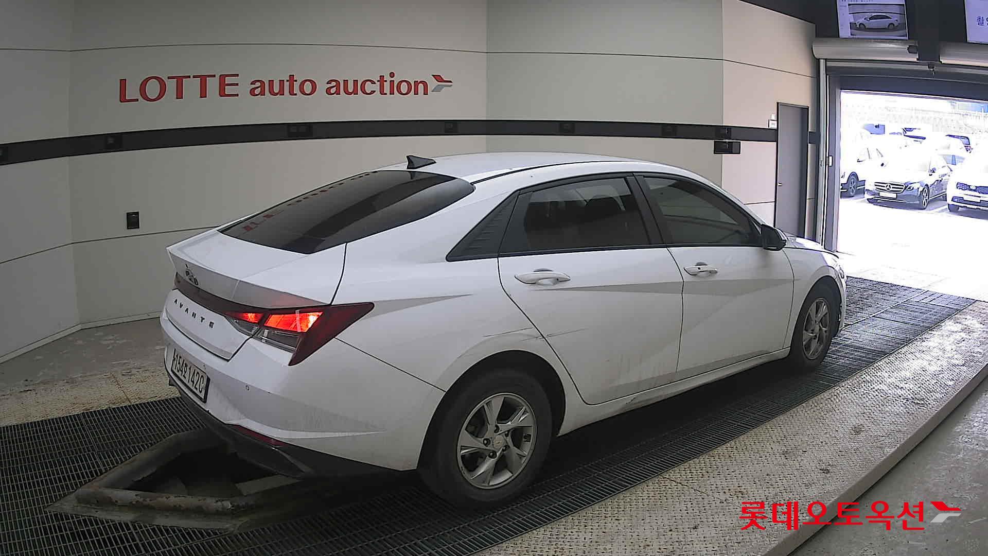 Hyundai Avante id 3822896 из Кореи 19