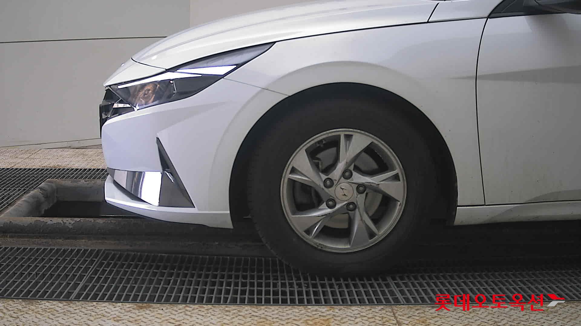 Hyundai Avante id 3822896 из Кореи 21