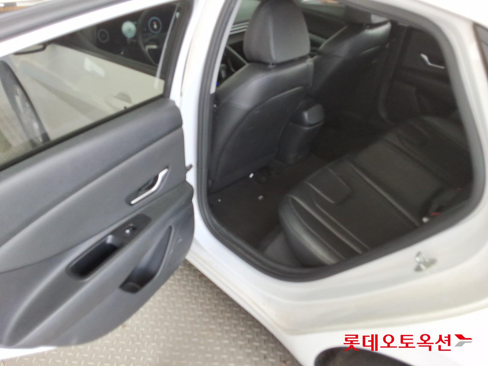 Hyundai Avante id 3822896 из Кореи 36