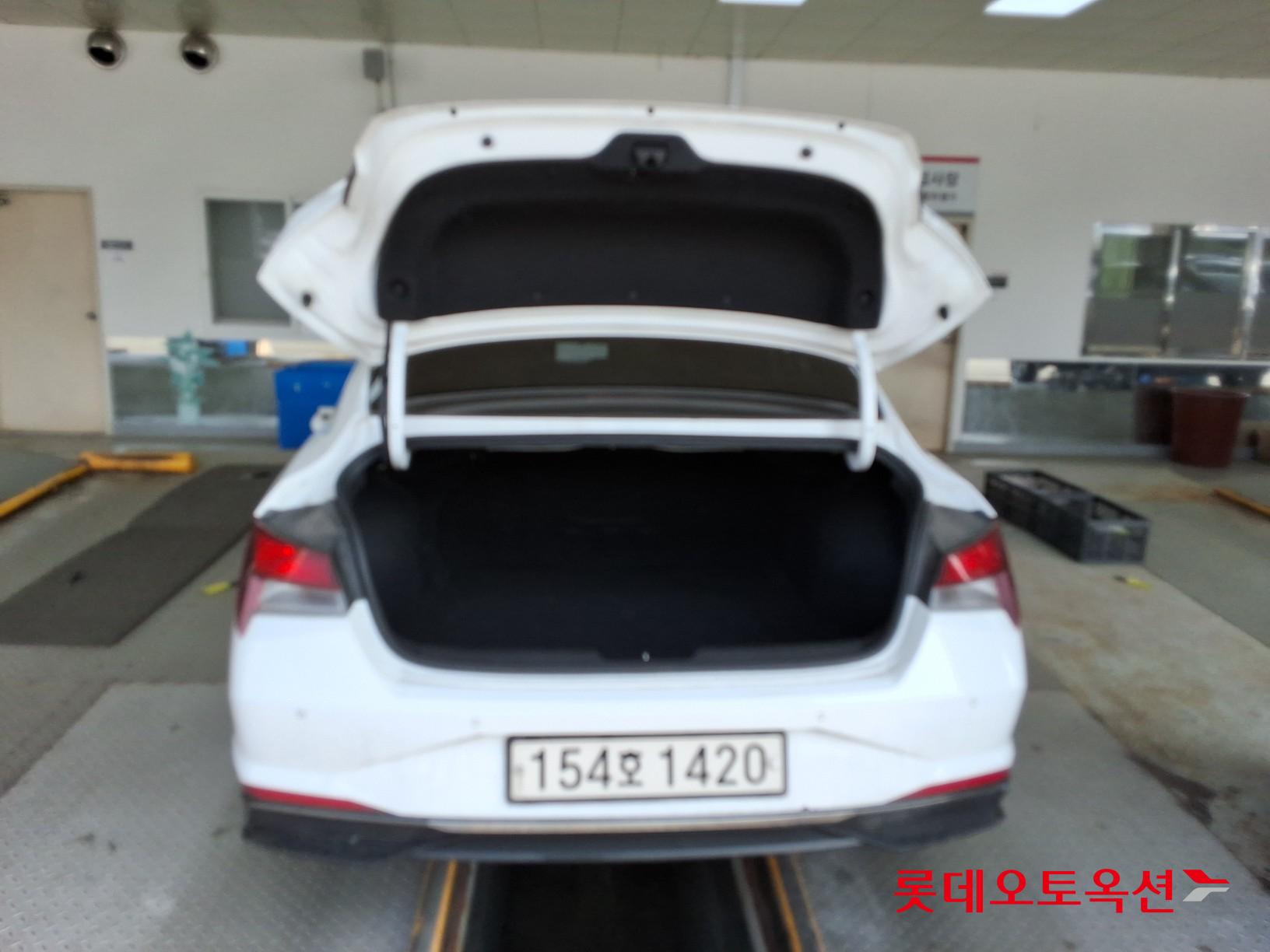 Hyundai Avante id 3822896 из Кореи 37