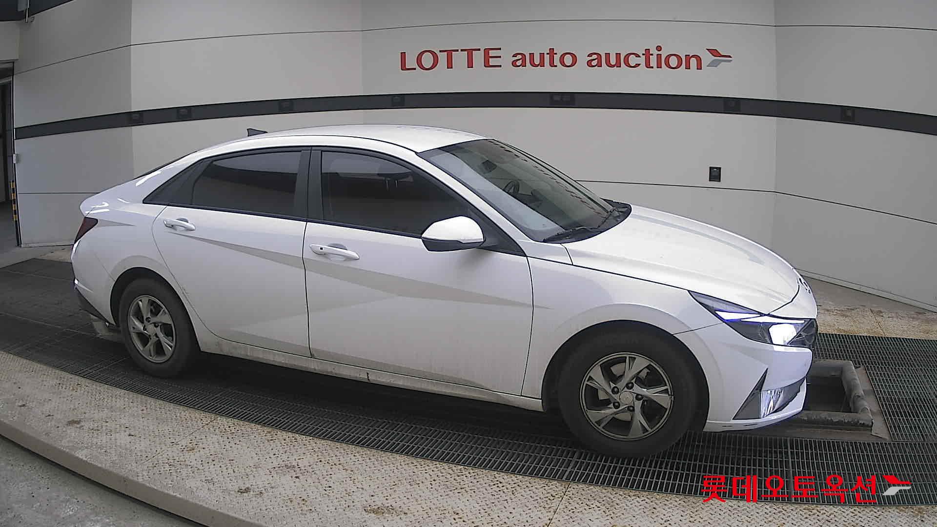 Hyundai Avante id 3822822 из Кореи 17