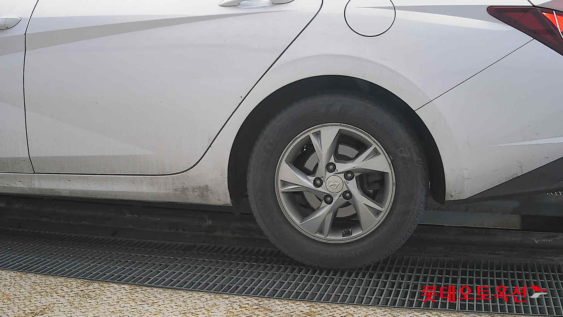 Hyundai Avante id 3822822 из Кореи 22