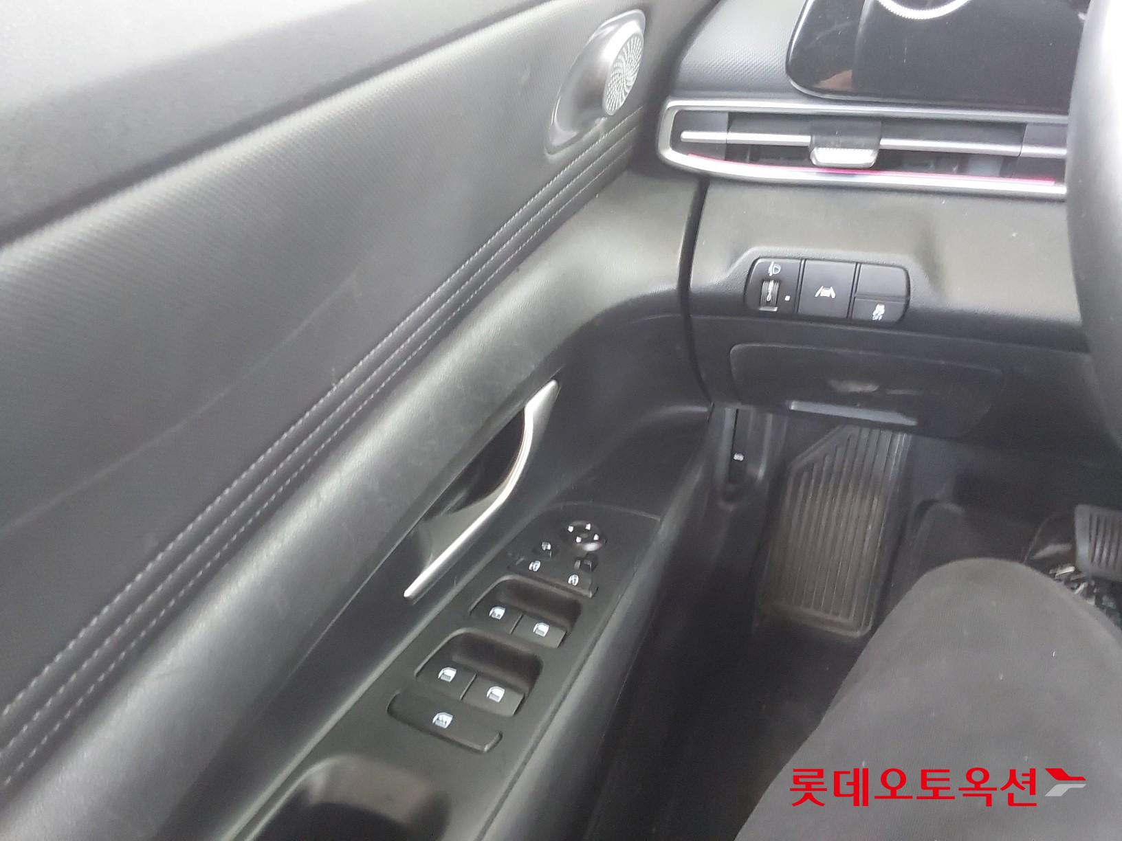 Hyundai Avante id 3822822 из Кореи 28