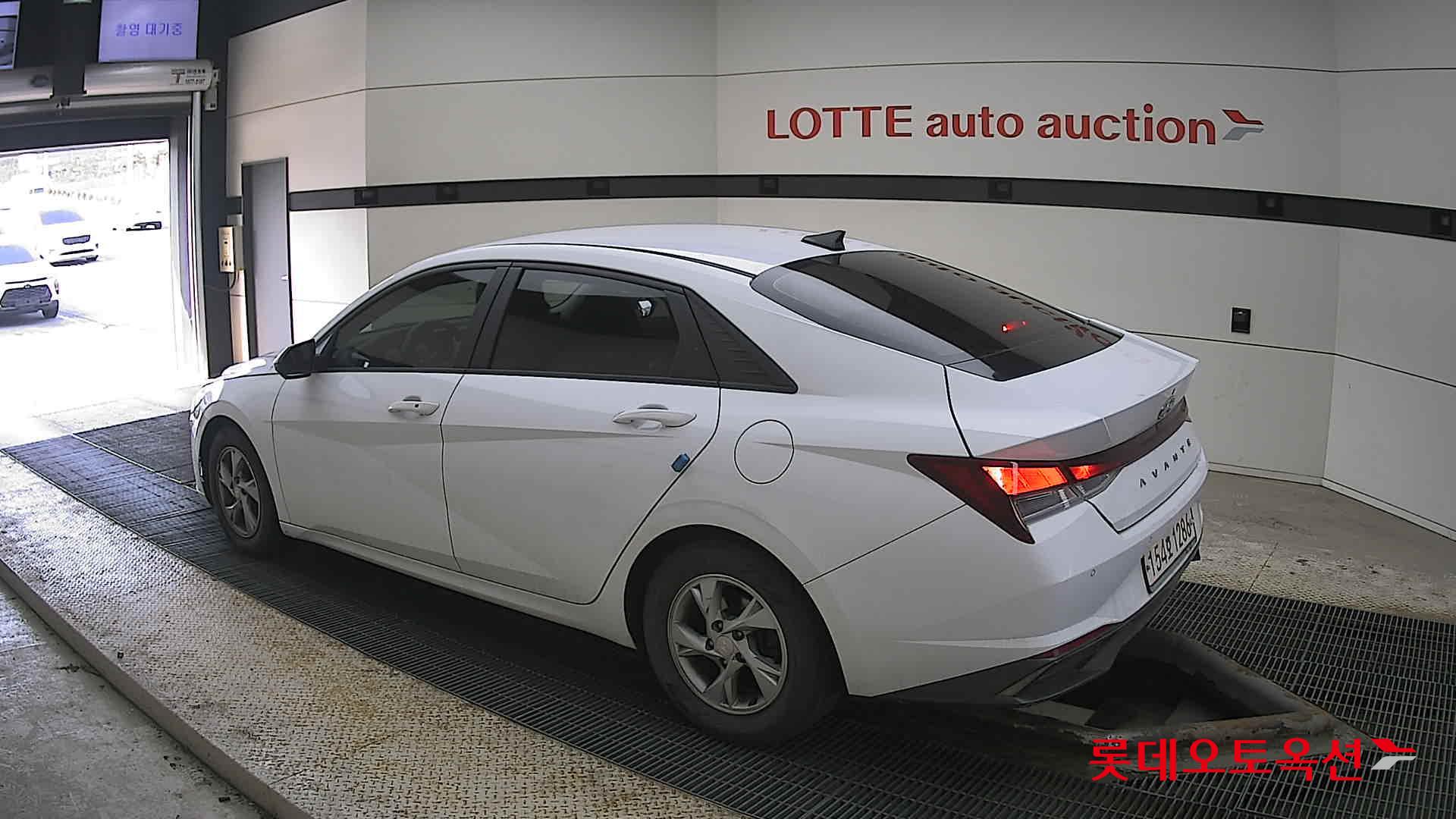 Hyundai Avante id 3822895 из Кореи 10