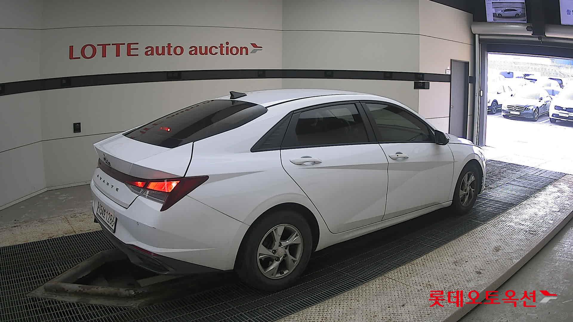 Hyundai Avante id 3822895 из Кореи 19