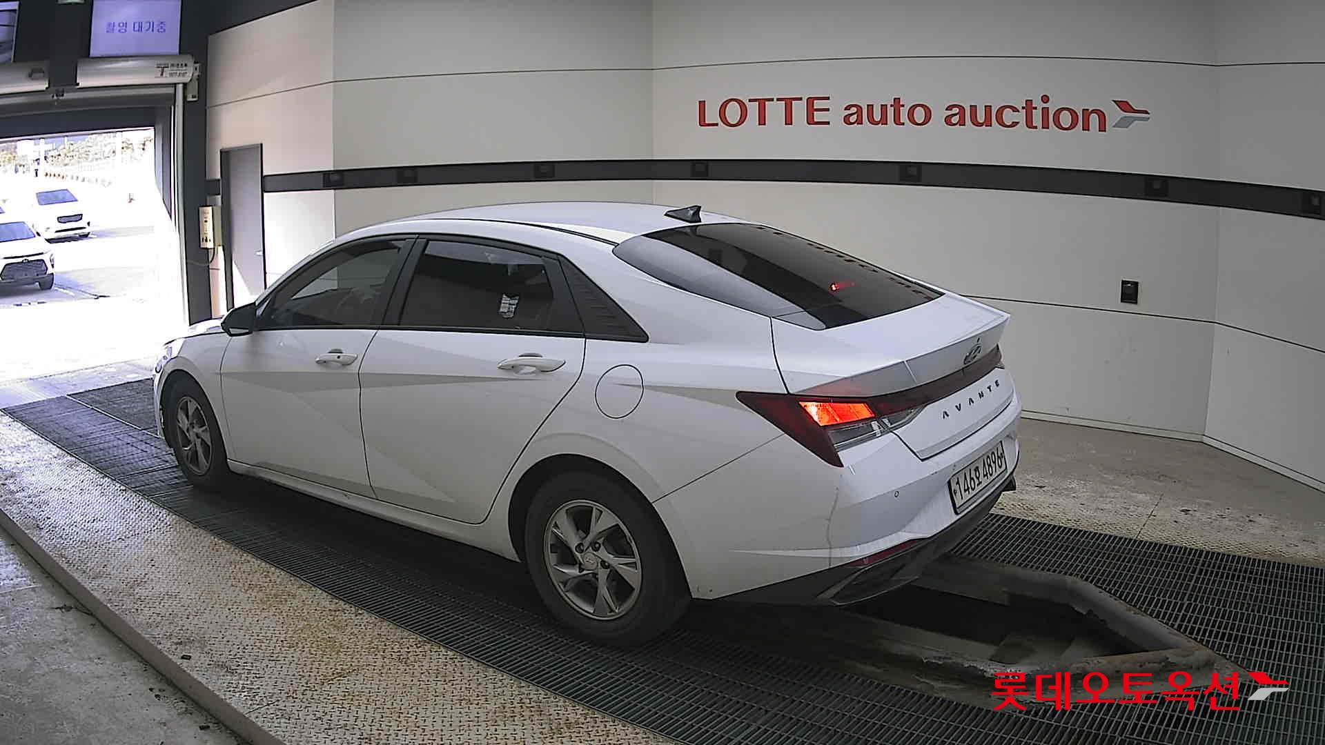 Hyundai Avante id 3816349 из Кореи 10