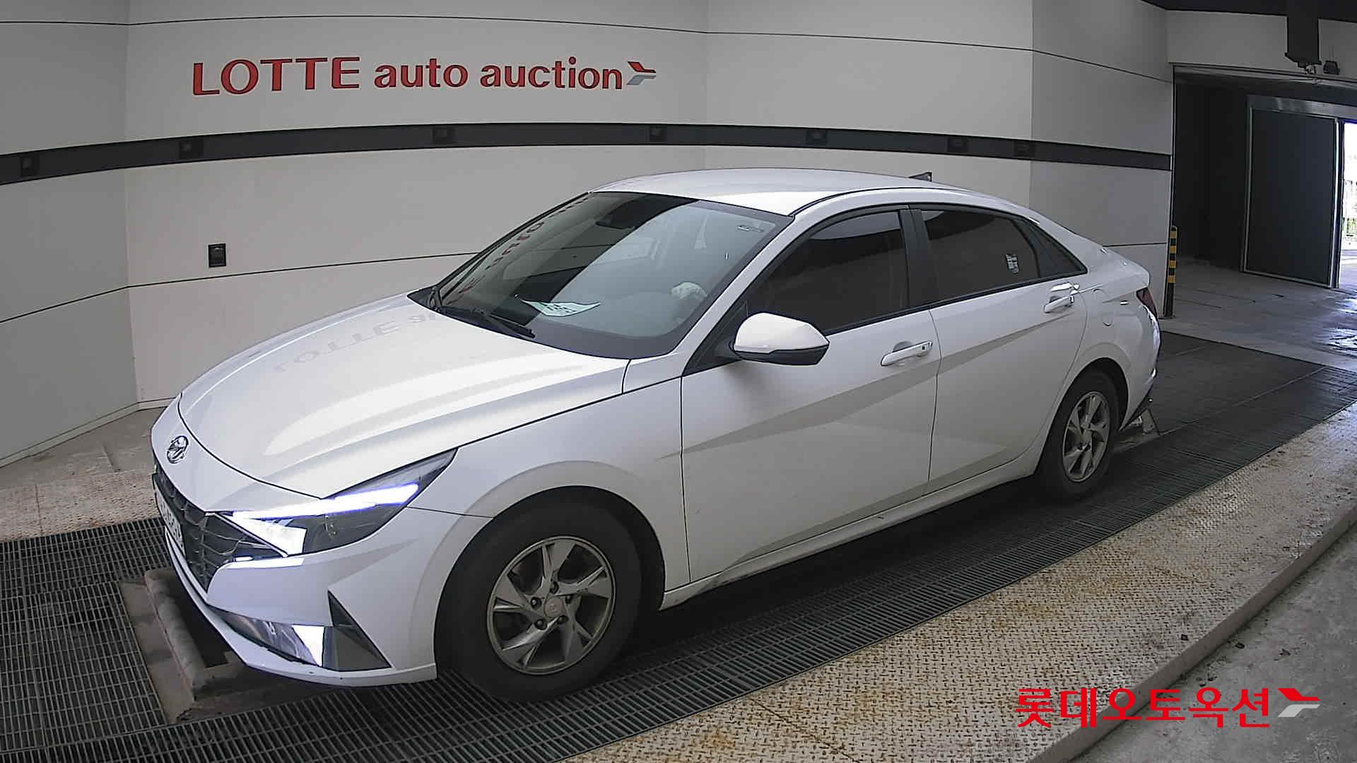 Hyundai Avante id 3816349 из Кореи 13