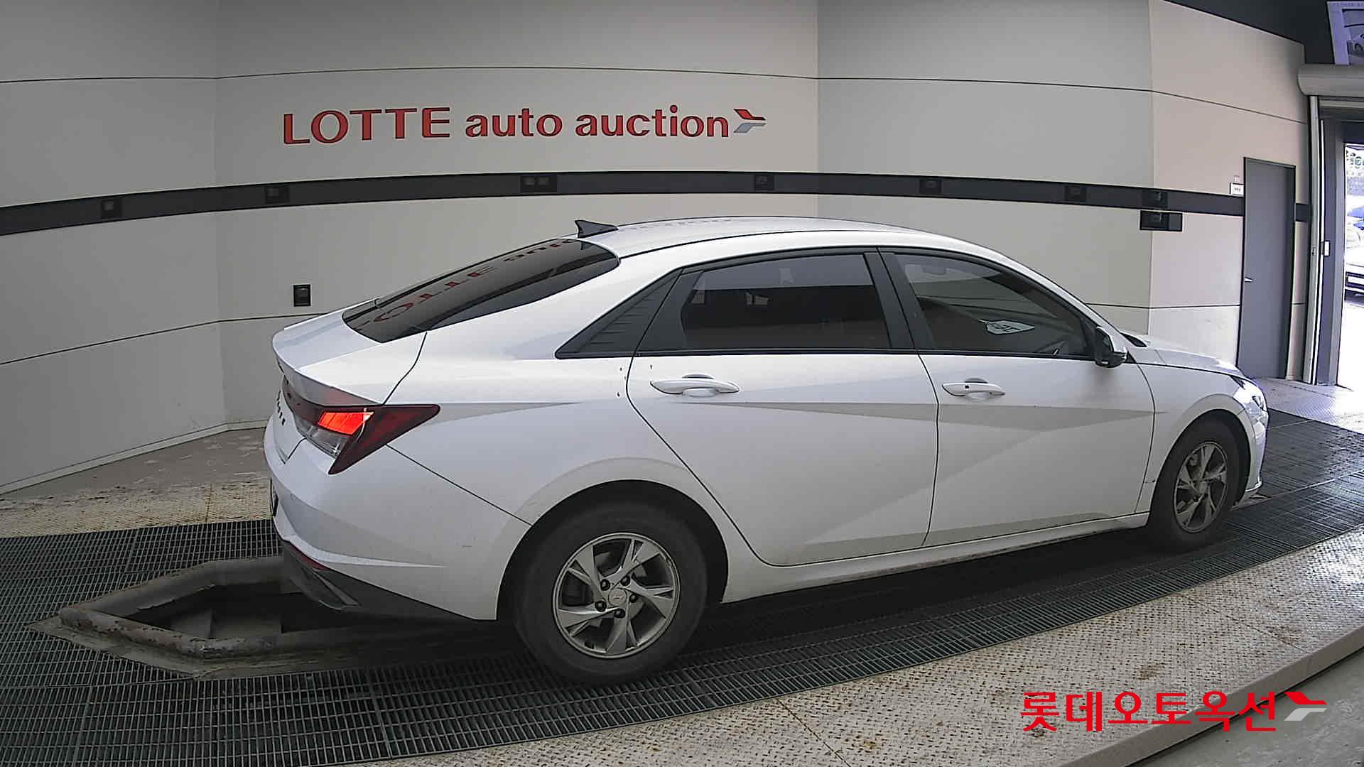 Hyundai Avante id 3816349 из Кореи 18