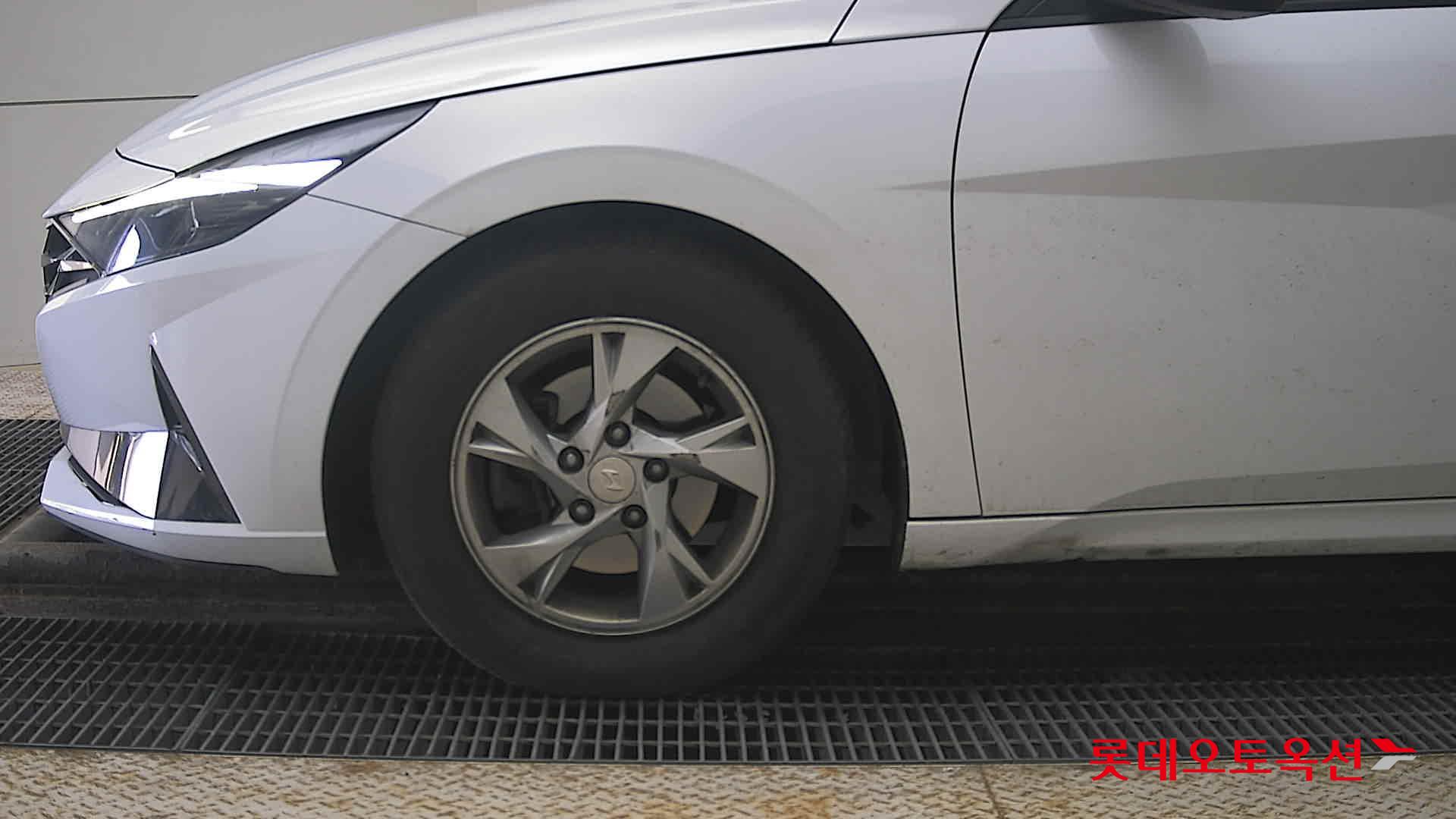 Hyundai Avante id 3816349 из Кореи 21