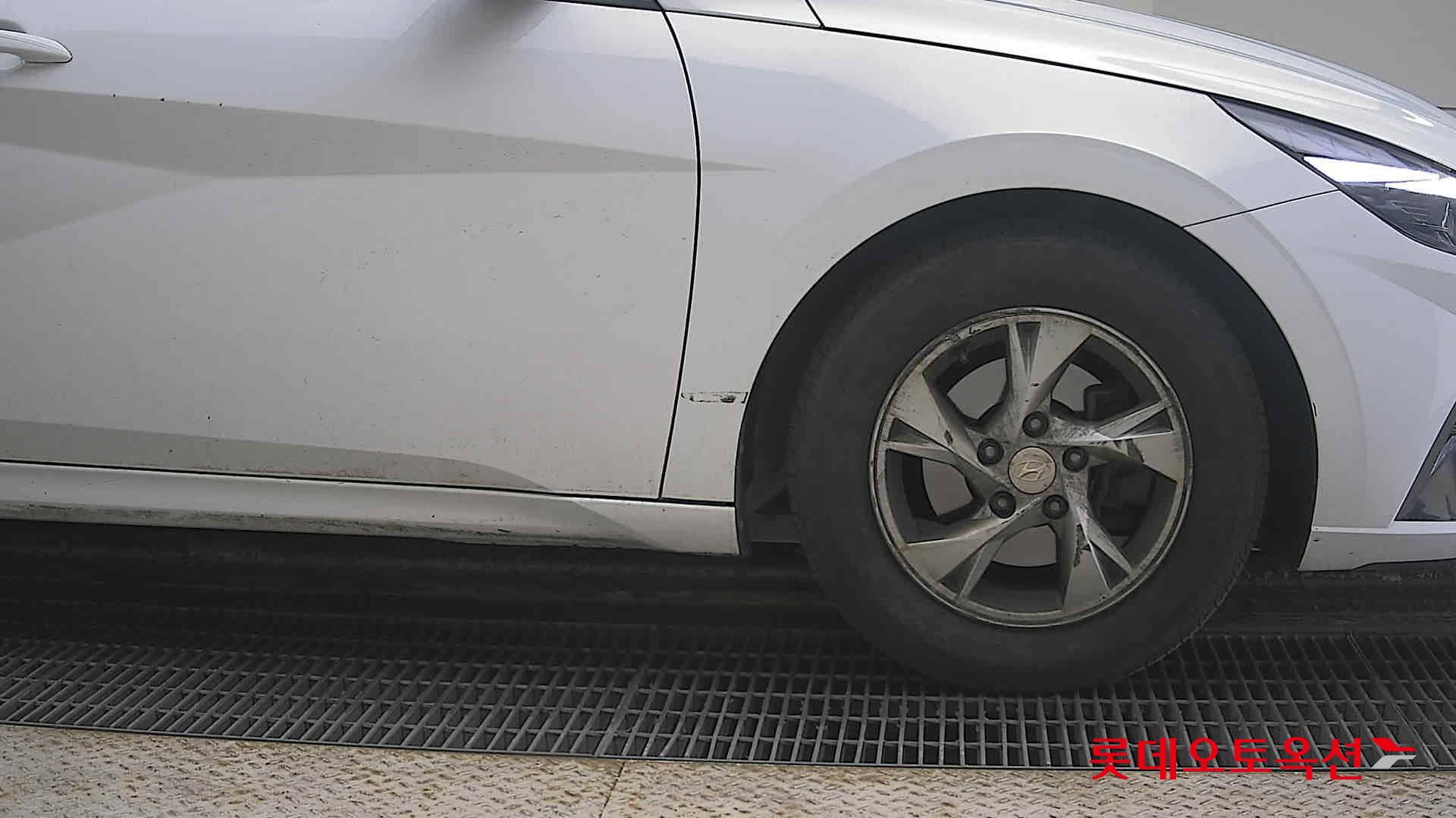 Hyundai Avante id 3816349 из Кореи 23