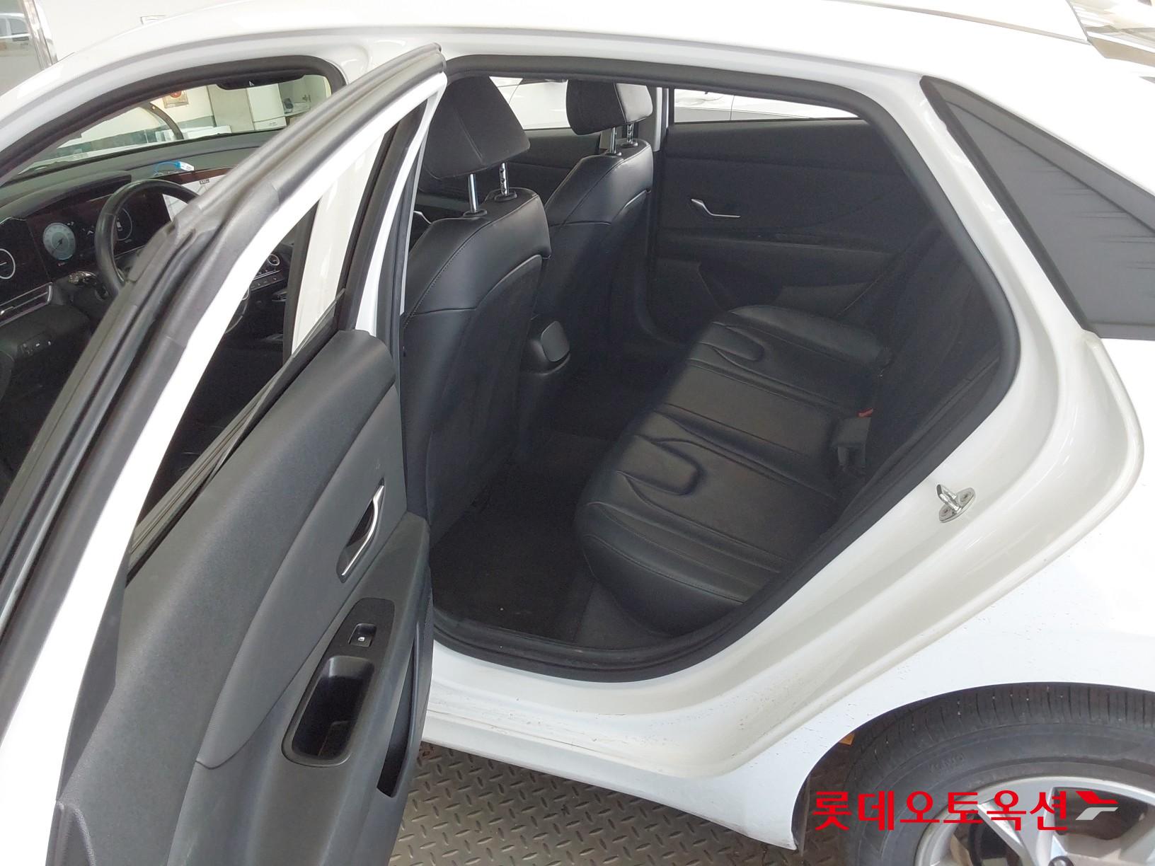 Hyundai Avante id 3816349 из Кореи 36