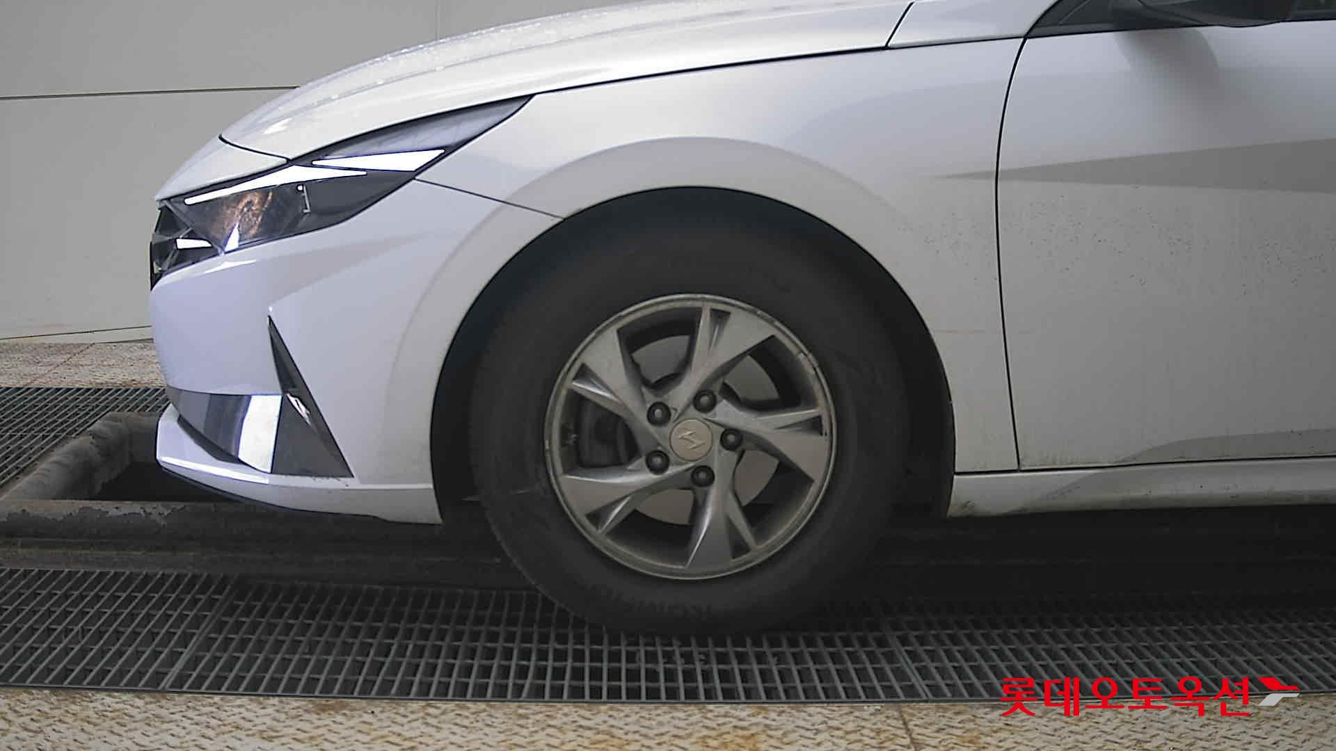 Hyundai Avante id 3822870 из Кореи 21