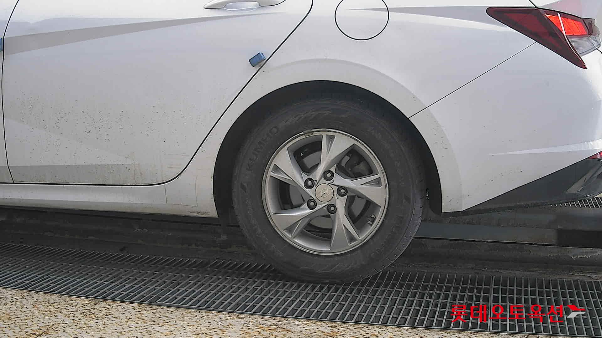 Hyundai Avante id 3822870 из Кореи 22