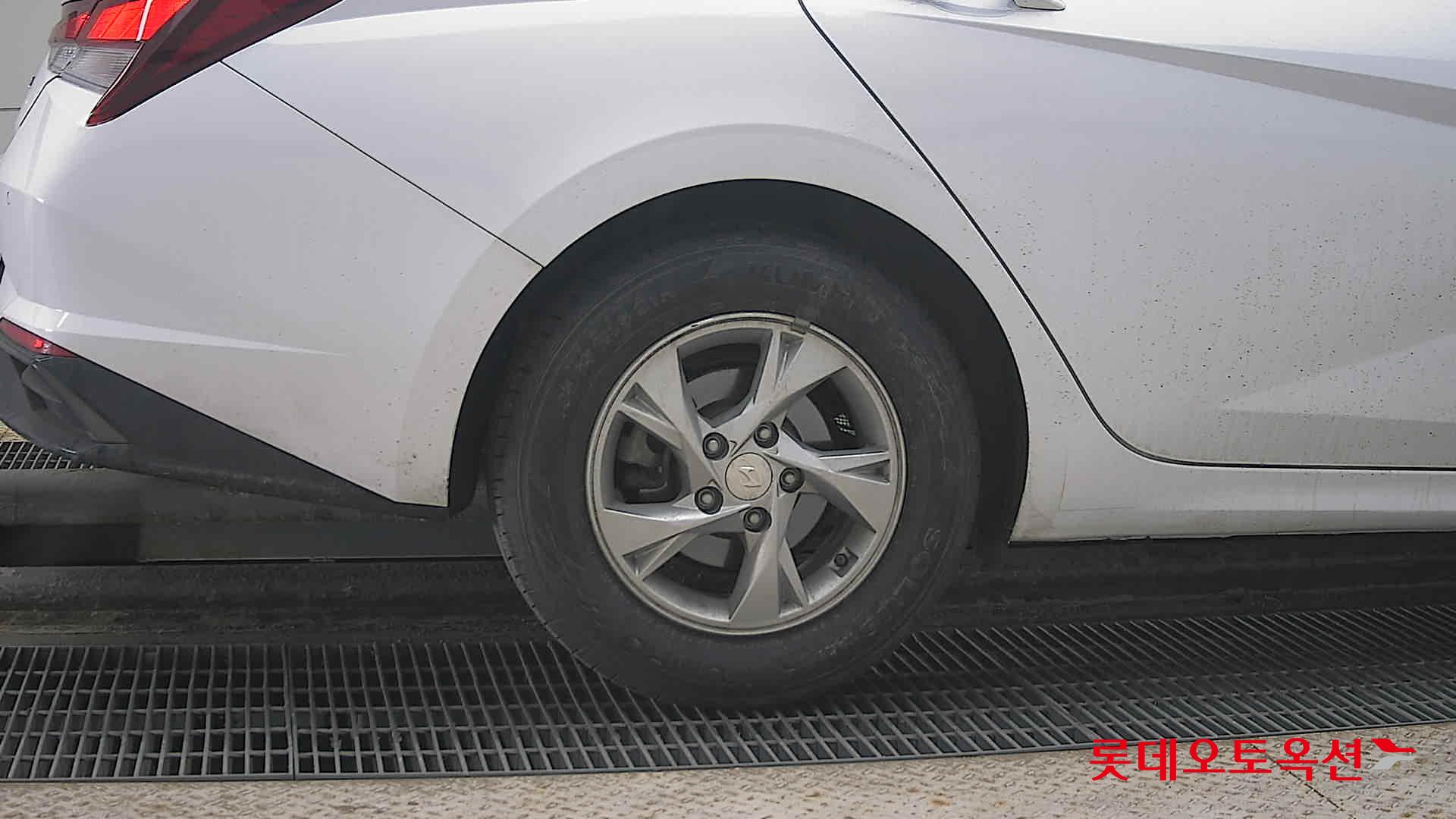 Hyundai Avante id 3822870 из Кореи 24