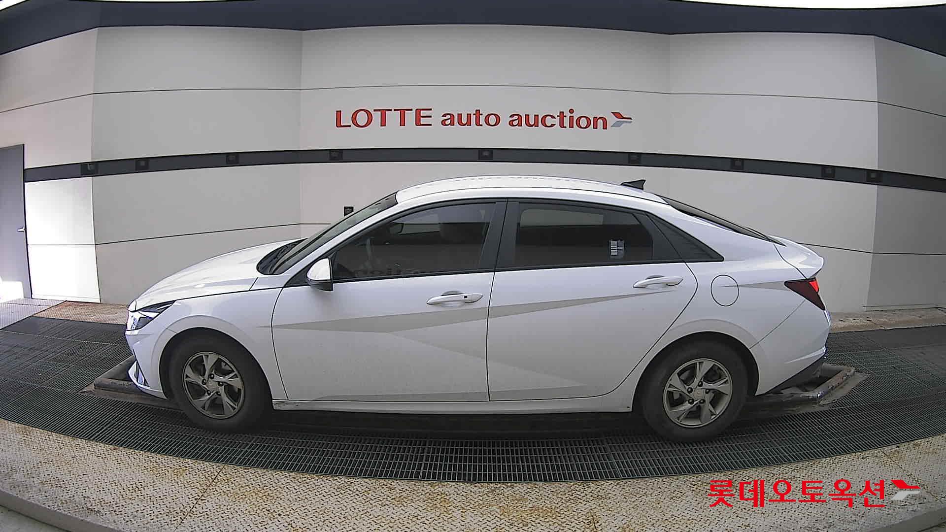 Hyundai Avante id 3816355 из Кореи 7