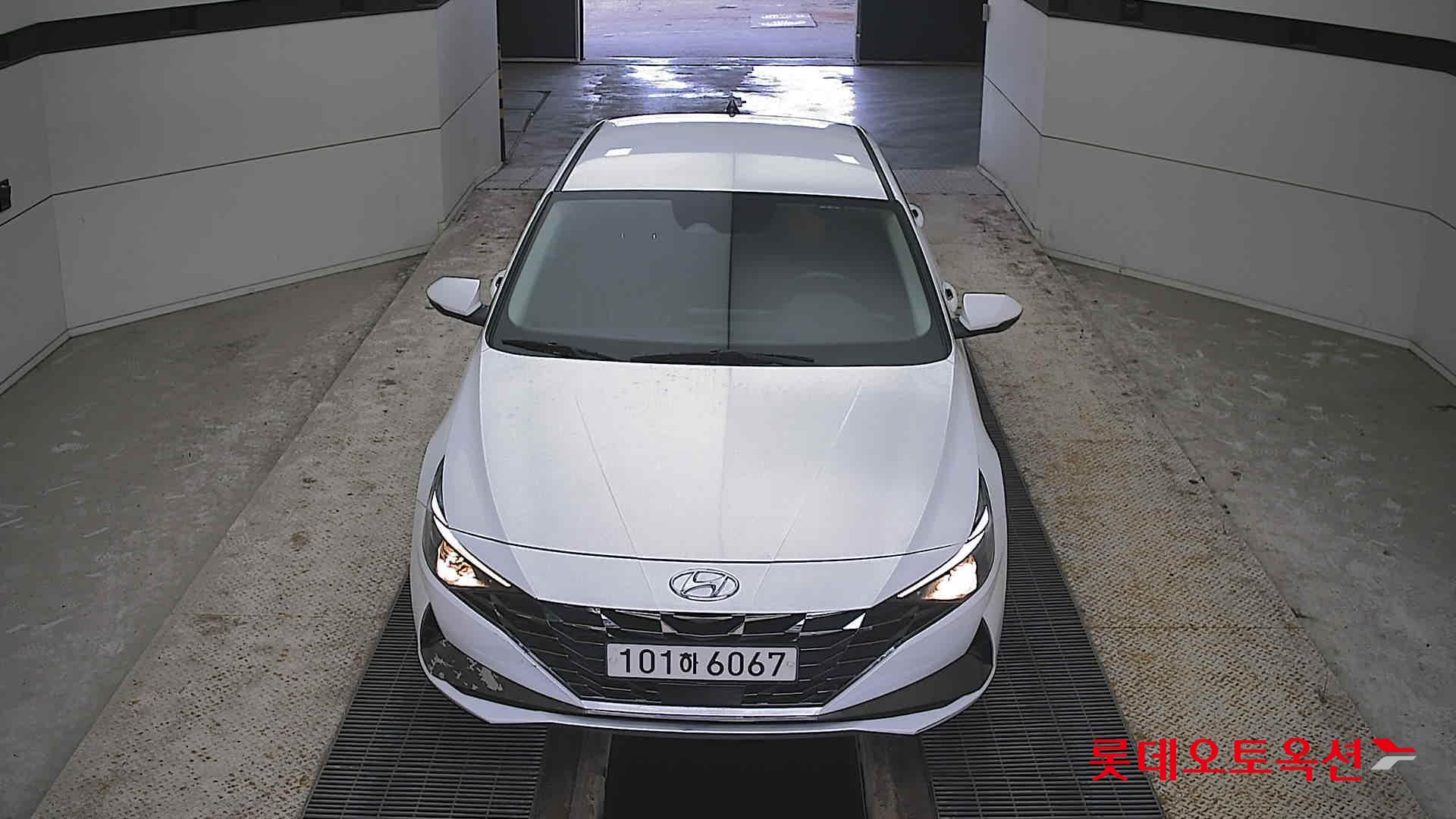 Hyundai Avante id 3816355 из Кореи 8