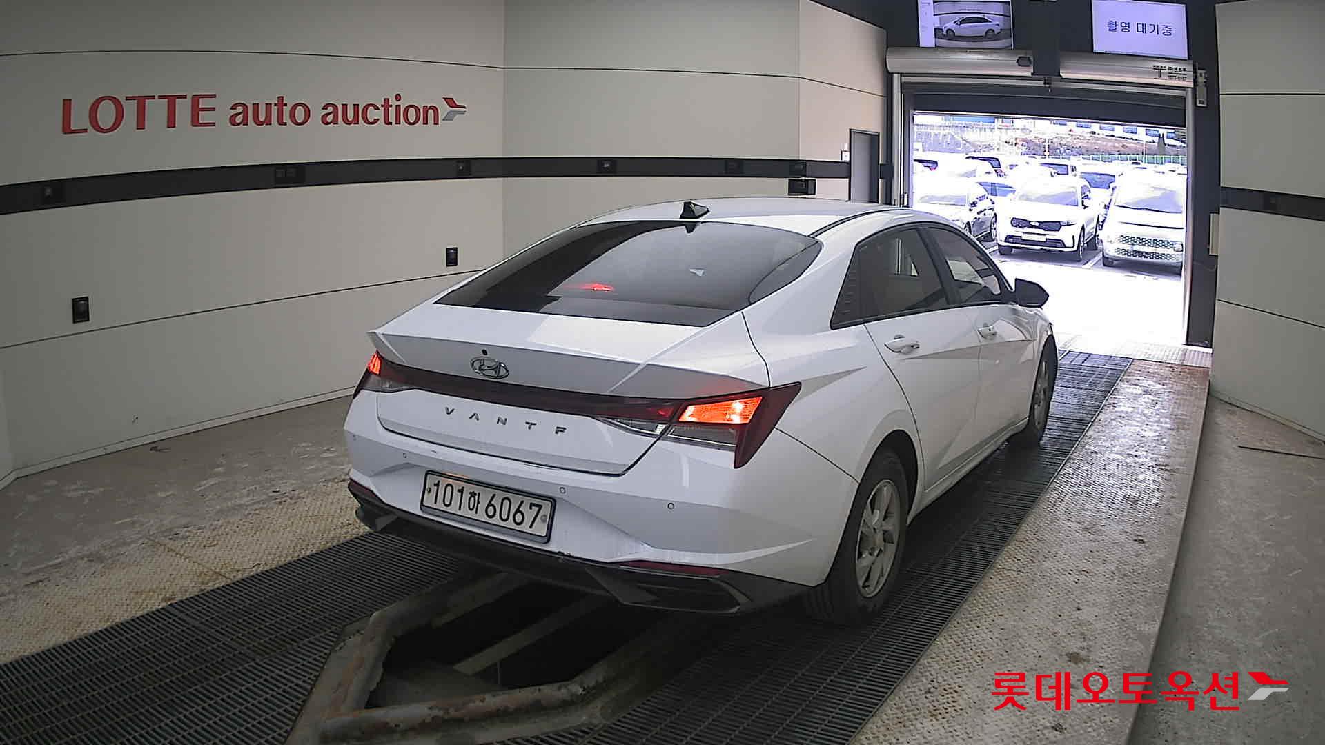 Hyundai Avante id 3816355 из Кореи 20