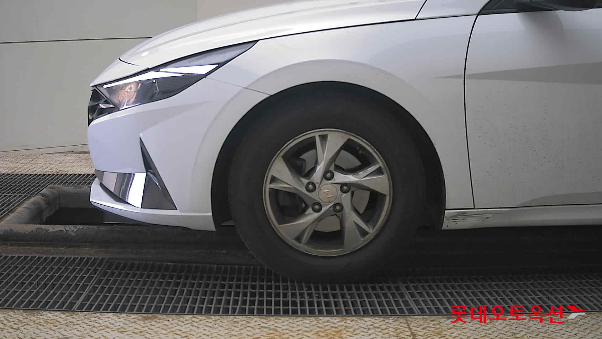 Hyundai Avante id 3816355 из Кореи 21