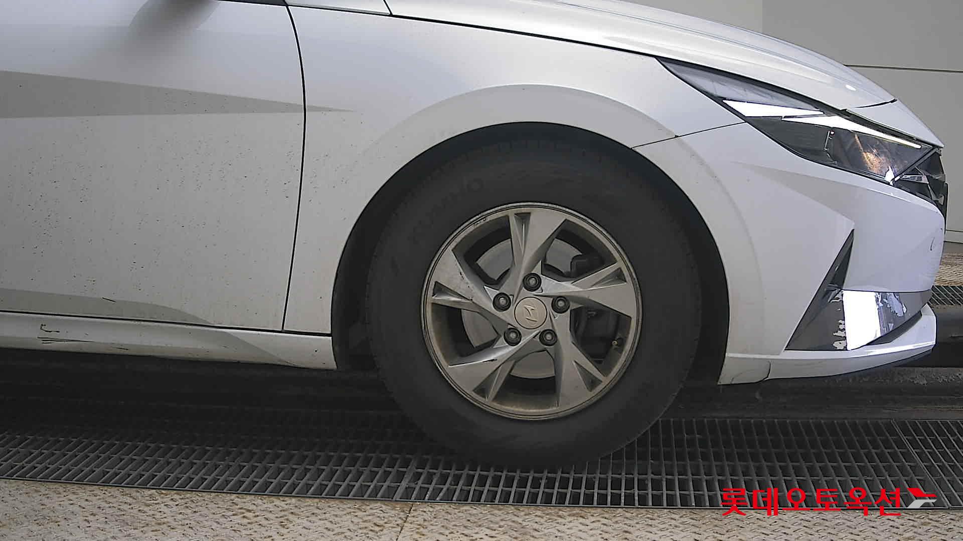 Hyundai Avante id 3816355 из Кореи 23