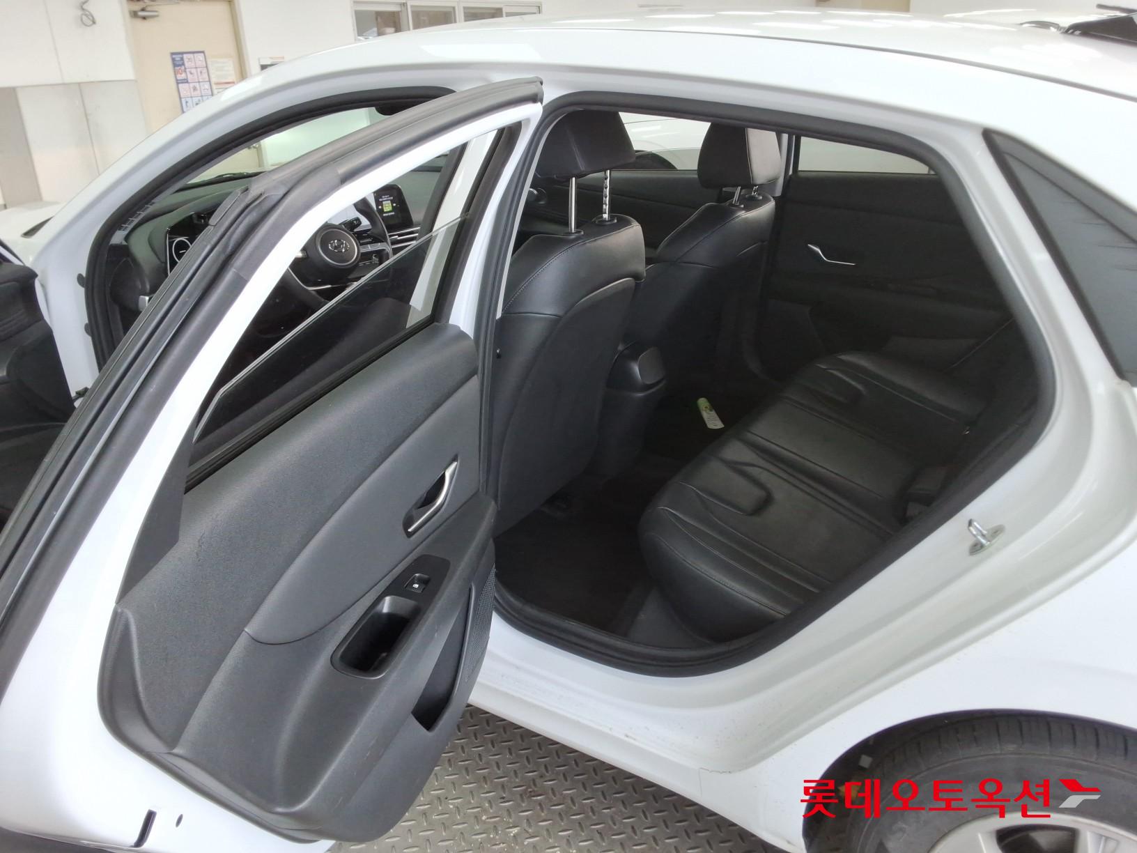 Hyundai Avante id 3816355 из Кореи 36