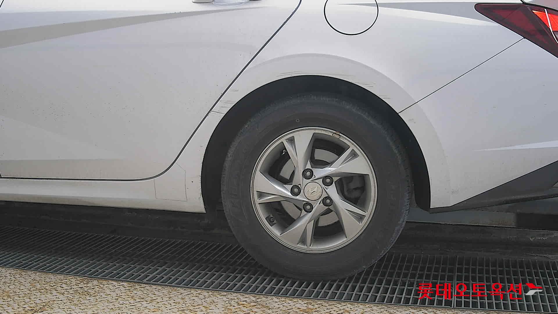 Hyundai Avante id 3822827 из Кореи 22